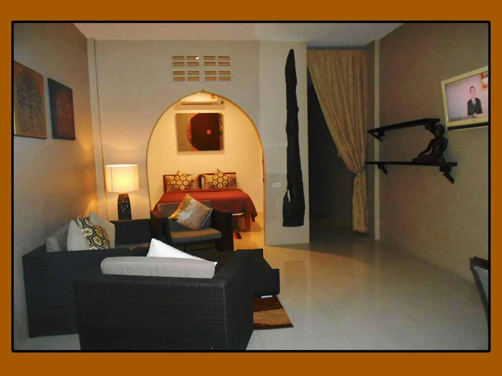 The Miracle Guesthouse & Diving
