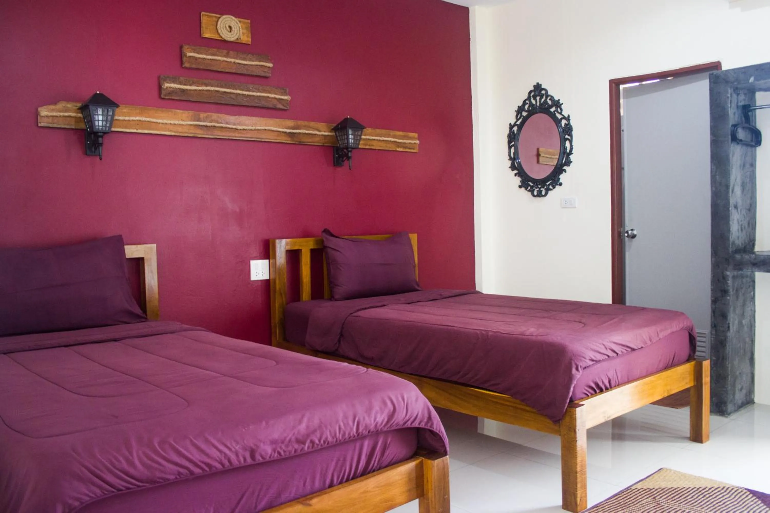The Miracle Guesthouse & Diving
