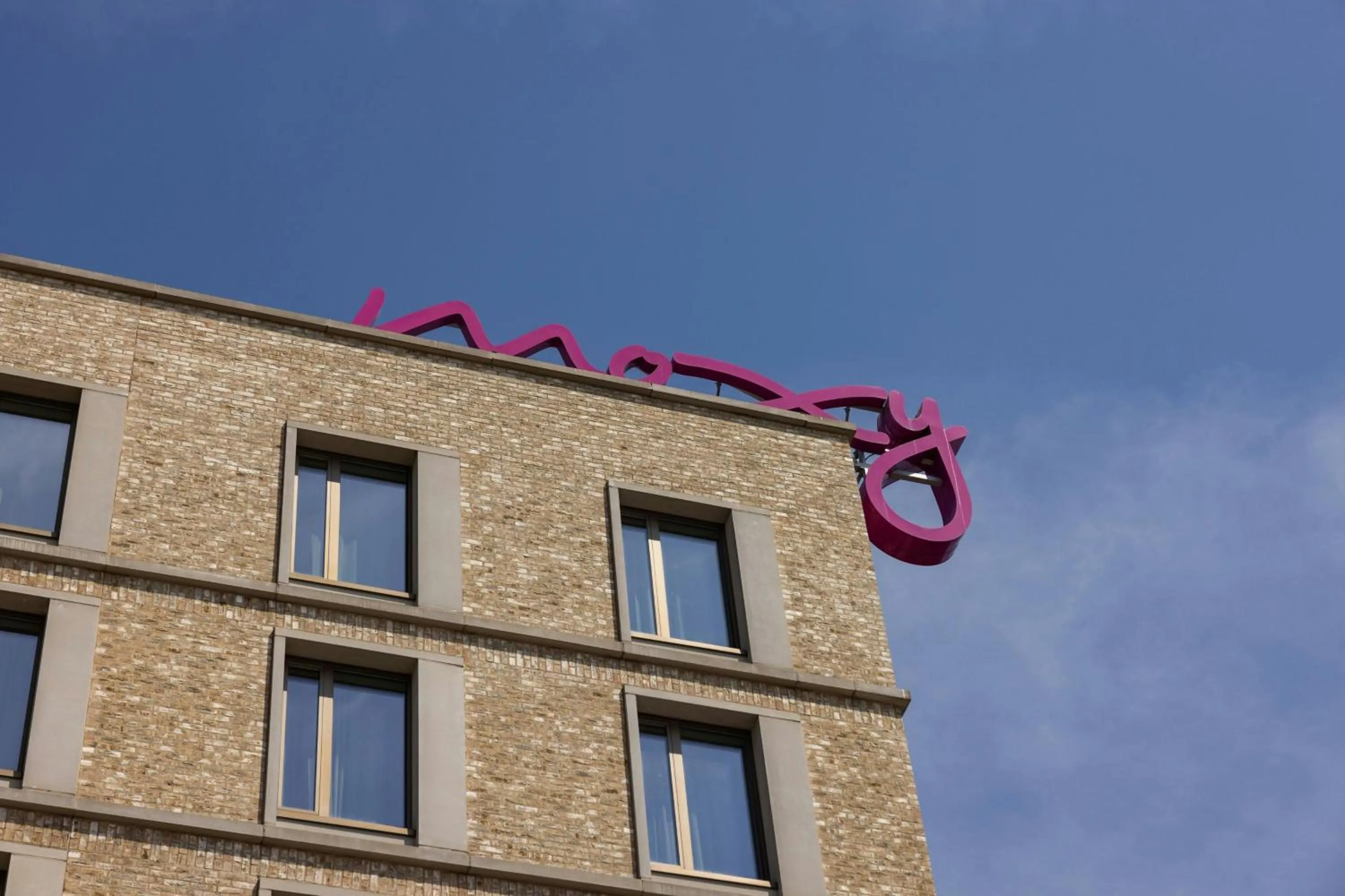 Other in Moxy London Excel