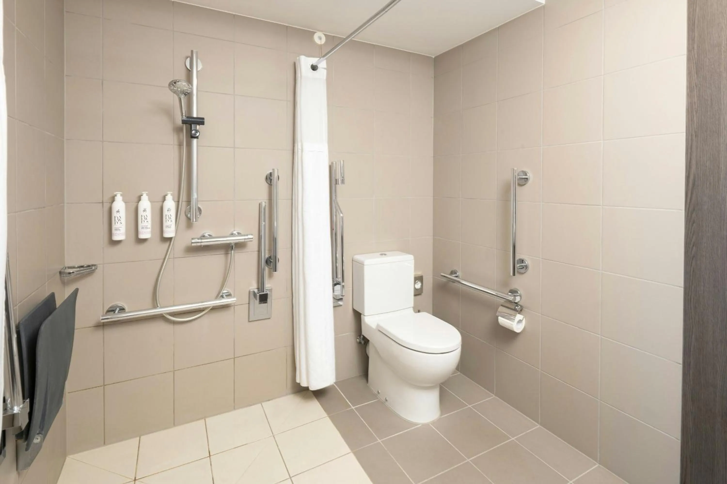 Bathroom in Moxy London Excel