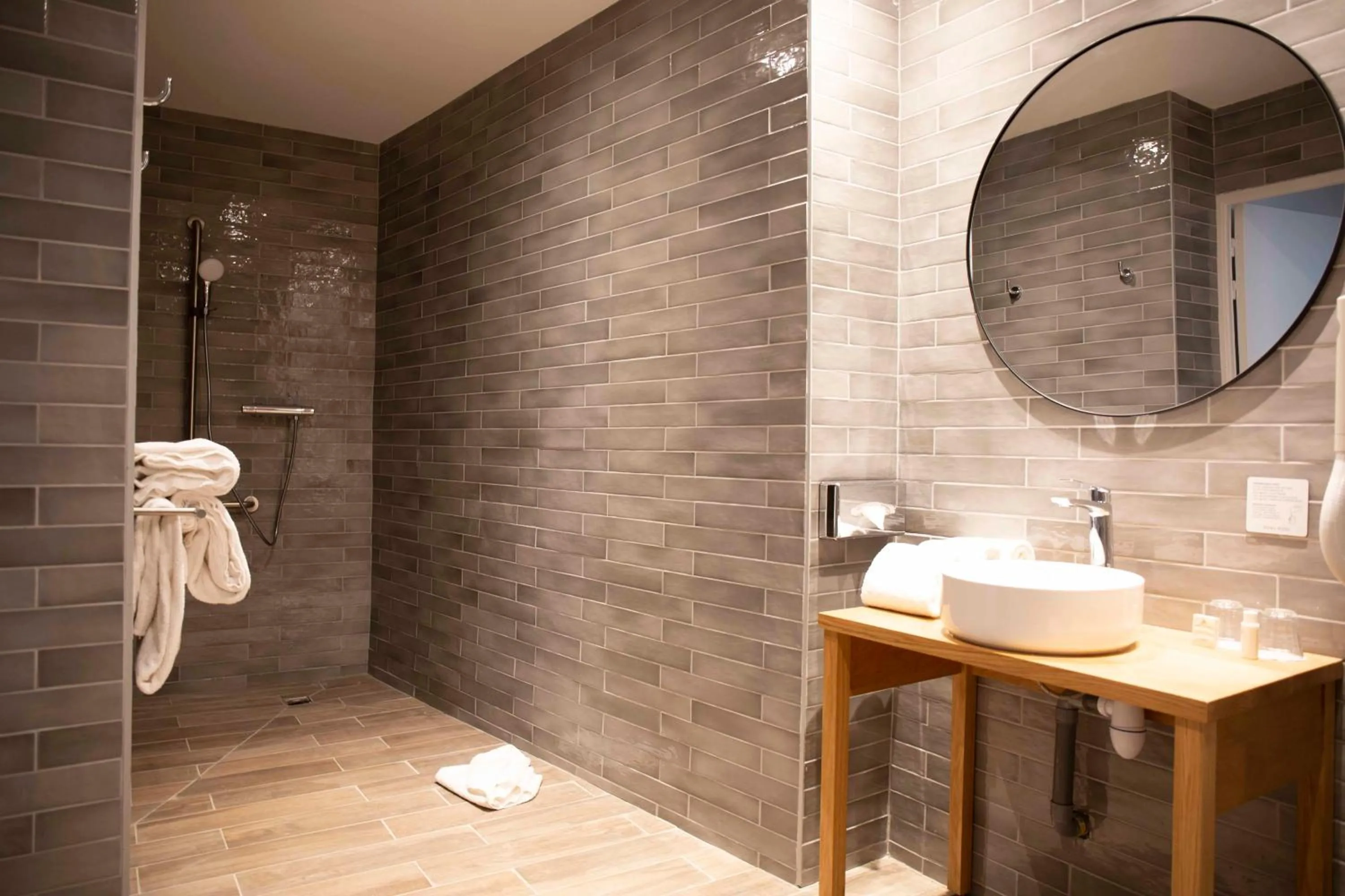 Bathroom in Hôtel Royal