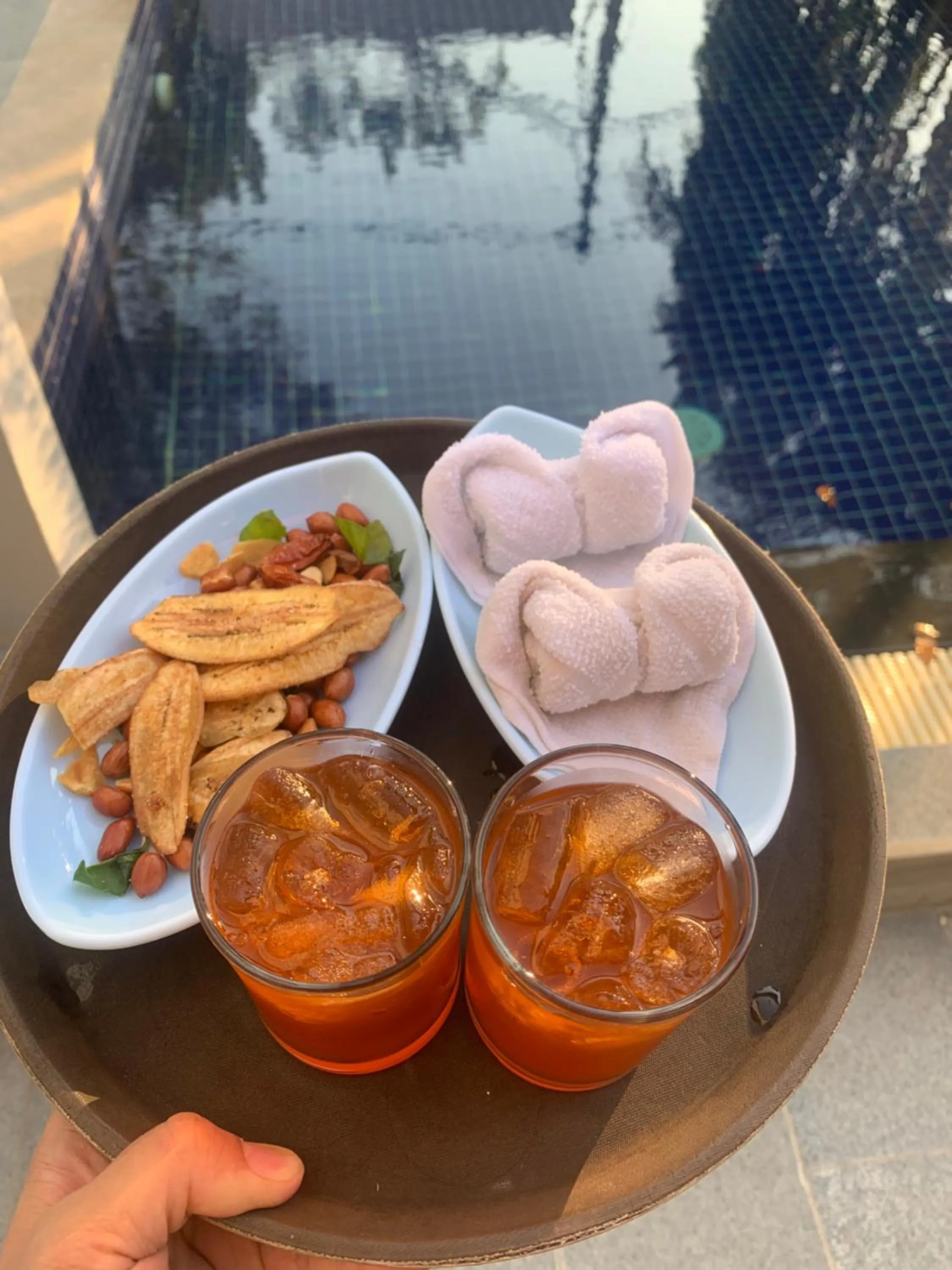 Drinks in The One by Nika