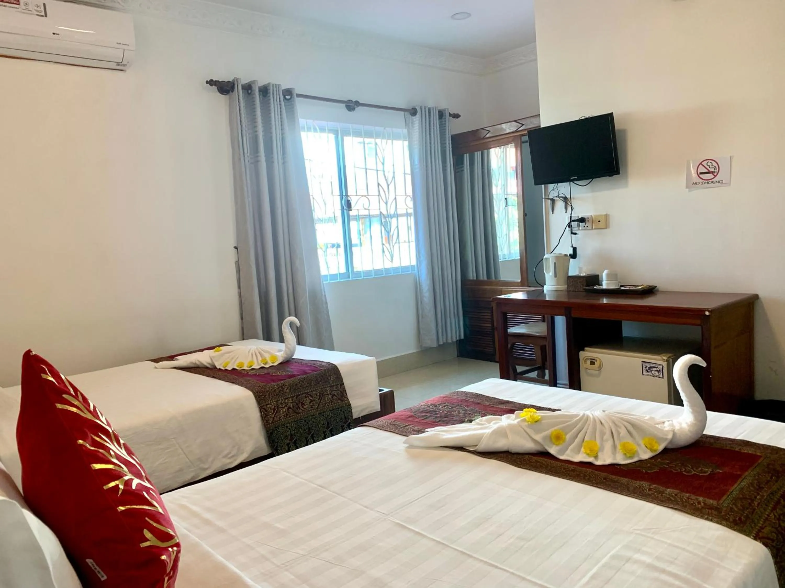 Bed in The One by Nika