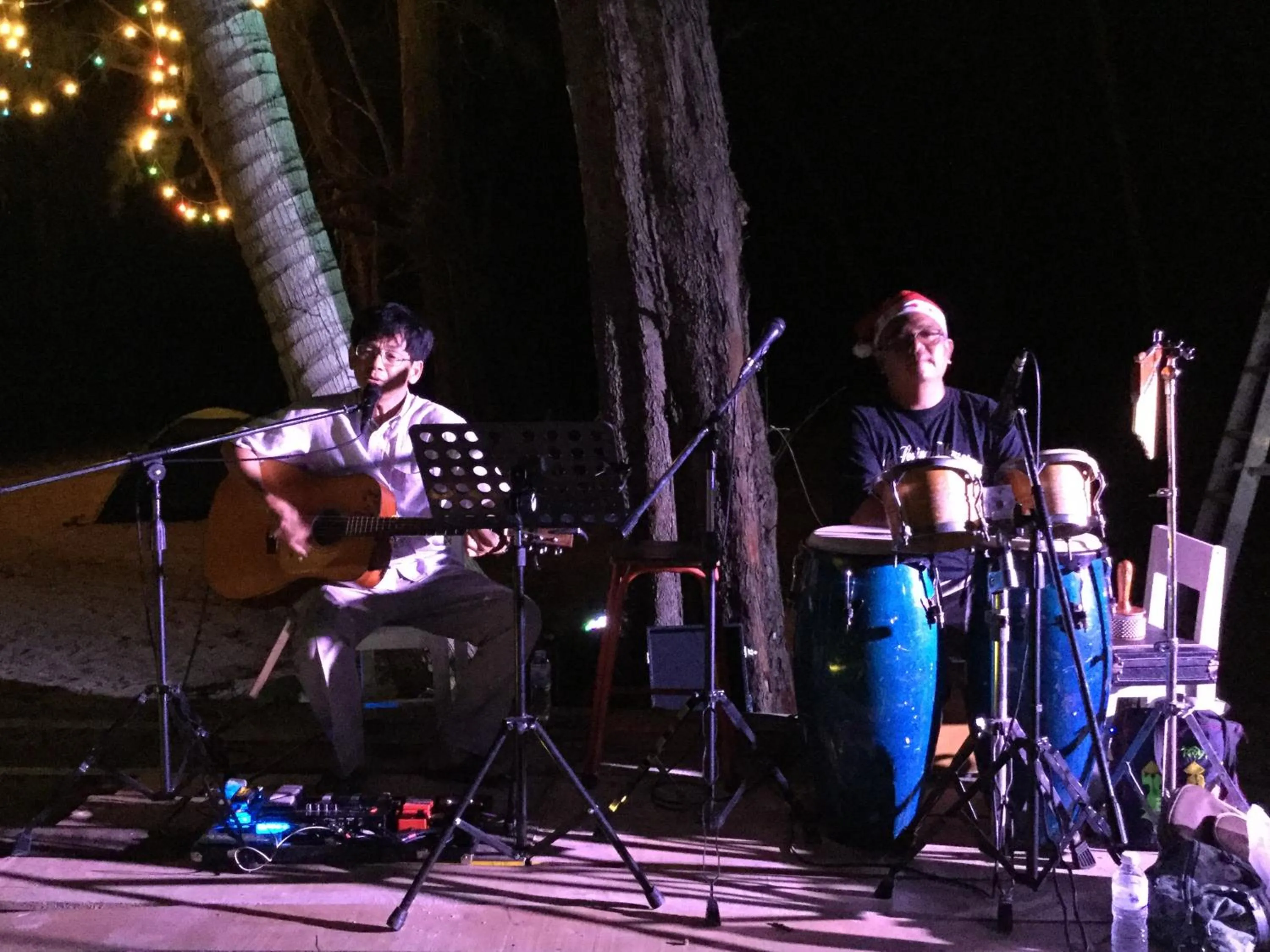 Evening entertainment in Prompakdee Kohmak Resort