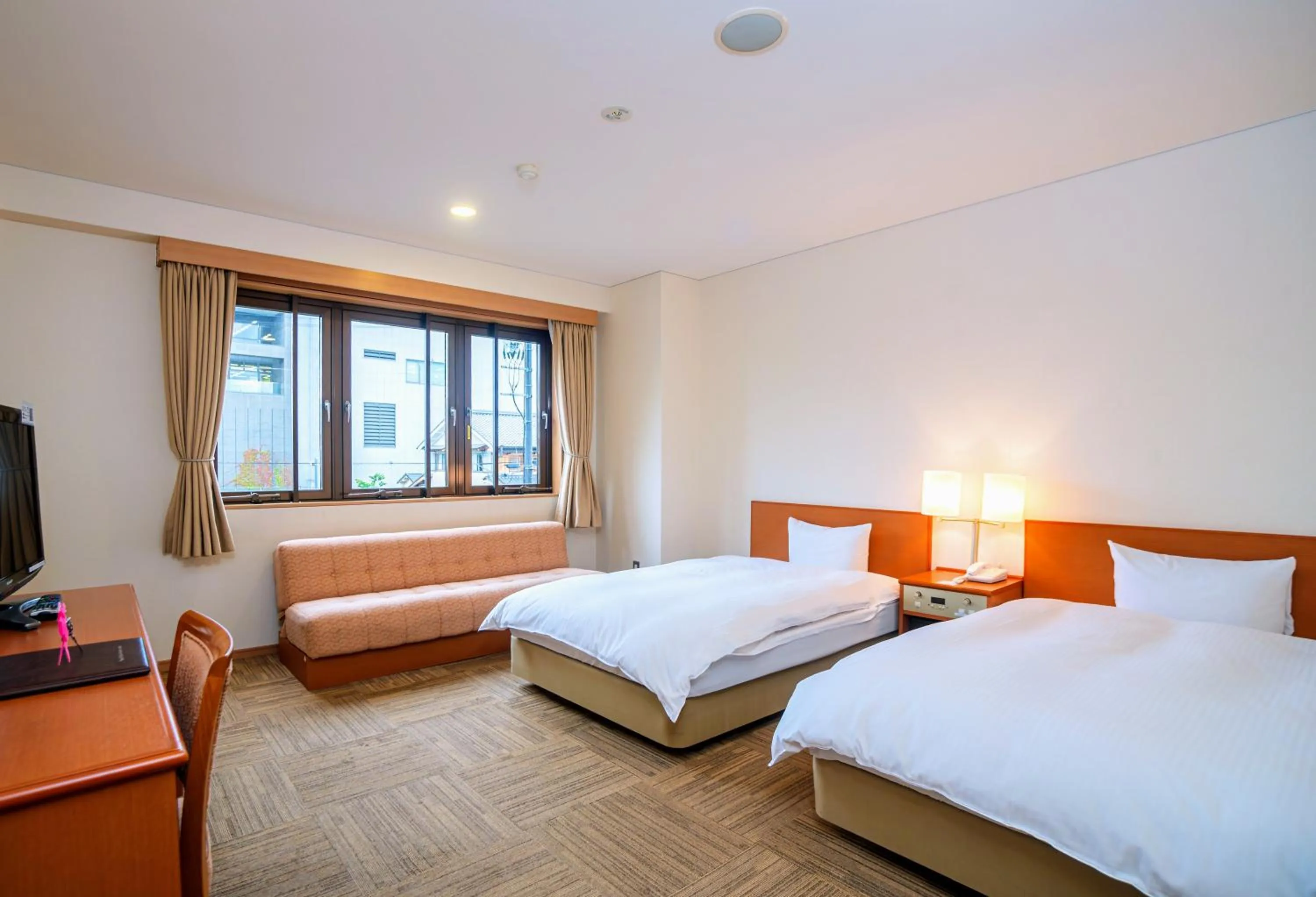 TV and multimedia, Bed in NARA Visitor Center and Inn