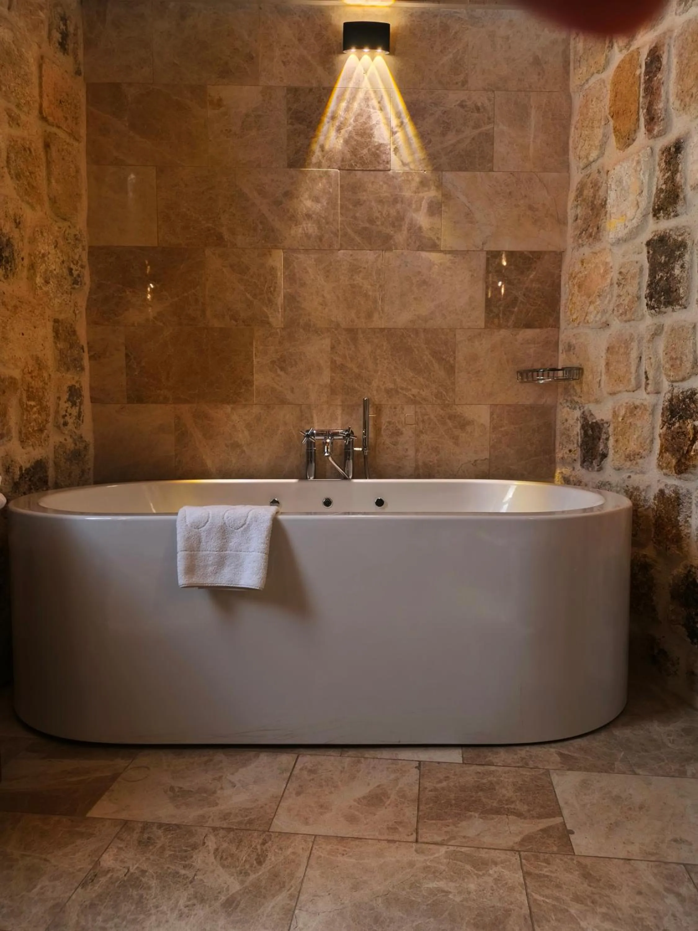 Acropolis Cave Suite