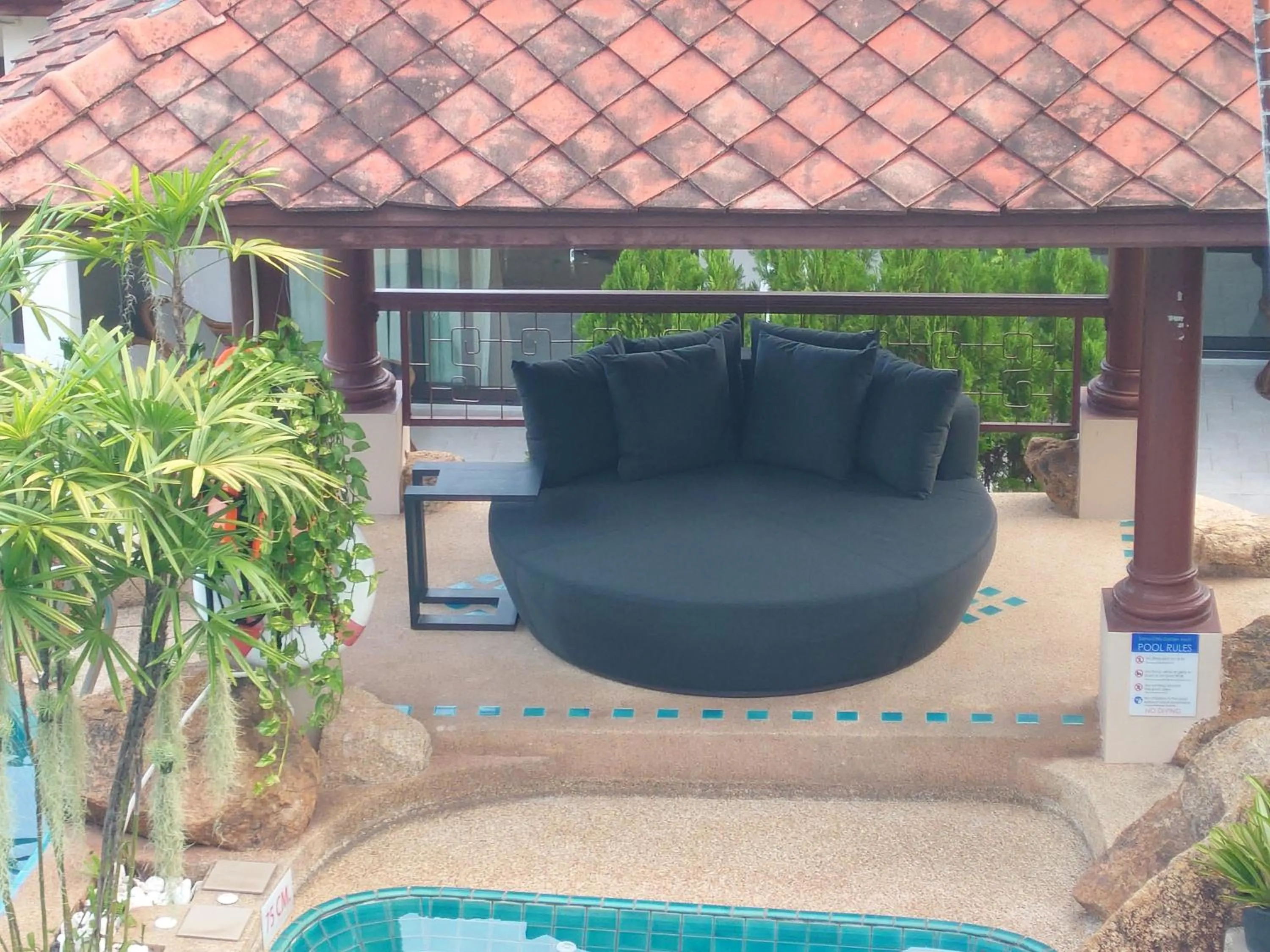 sunbed in Samui Little Garden Resort