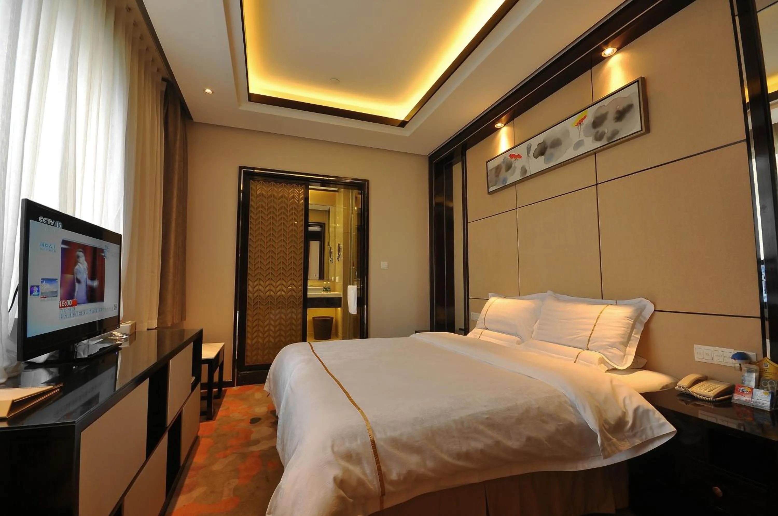 Photo of the whole room, Bed in Jin-Tai Holiday Hotel