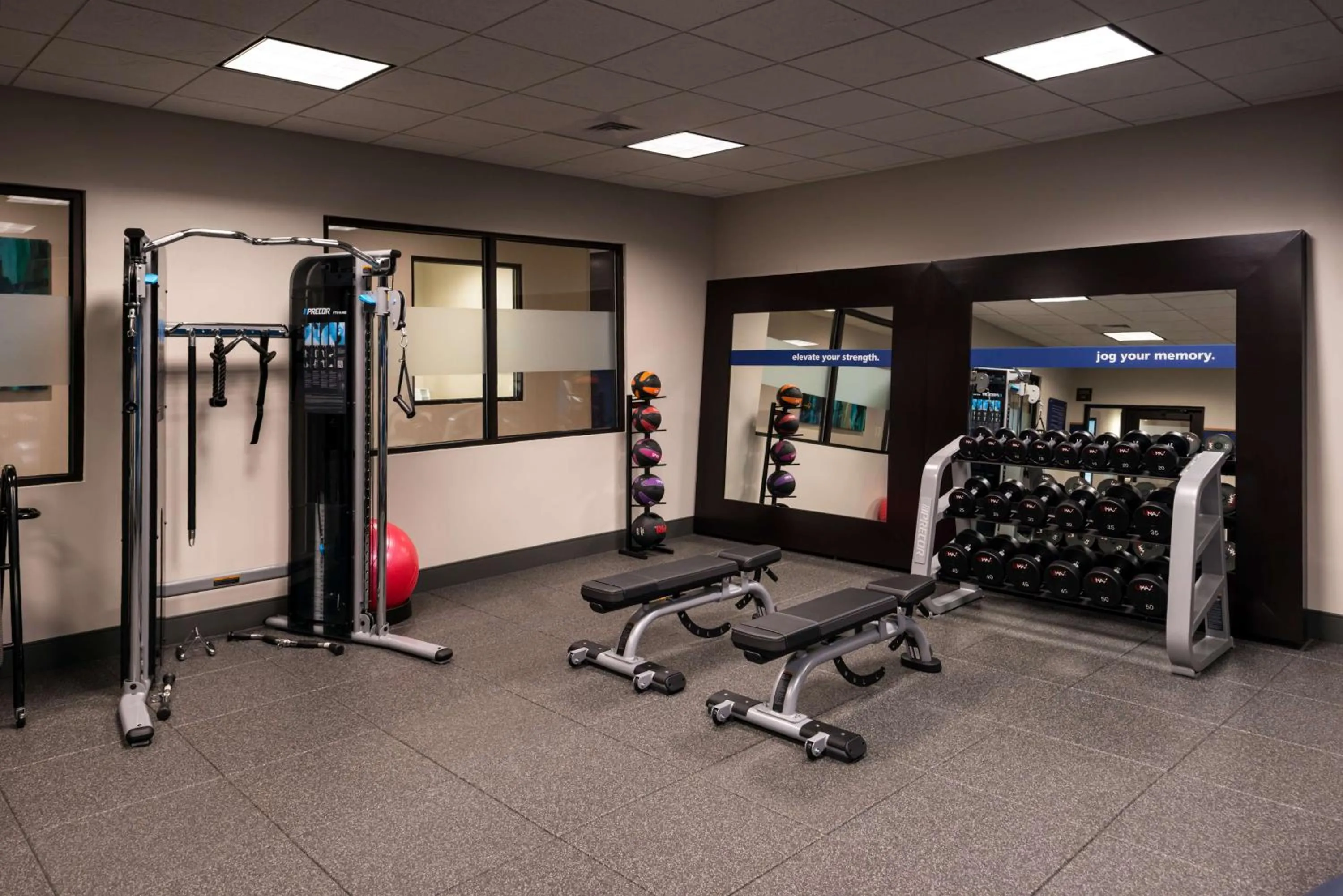 Fitness centre/facilities in Hampton Inn & Suites Olympia Lacey, Wa