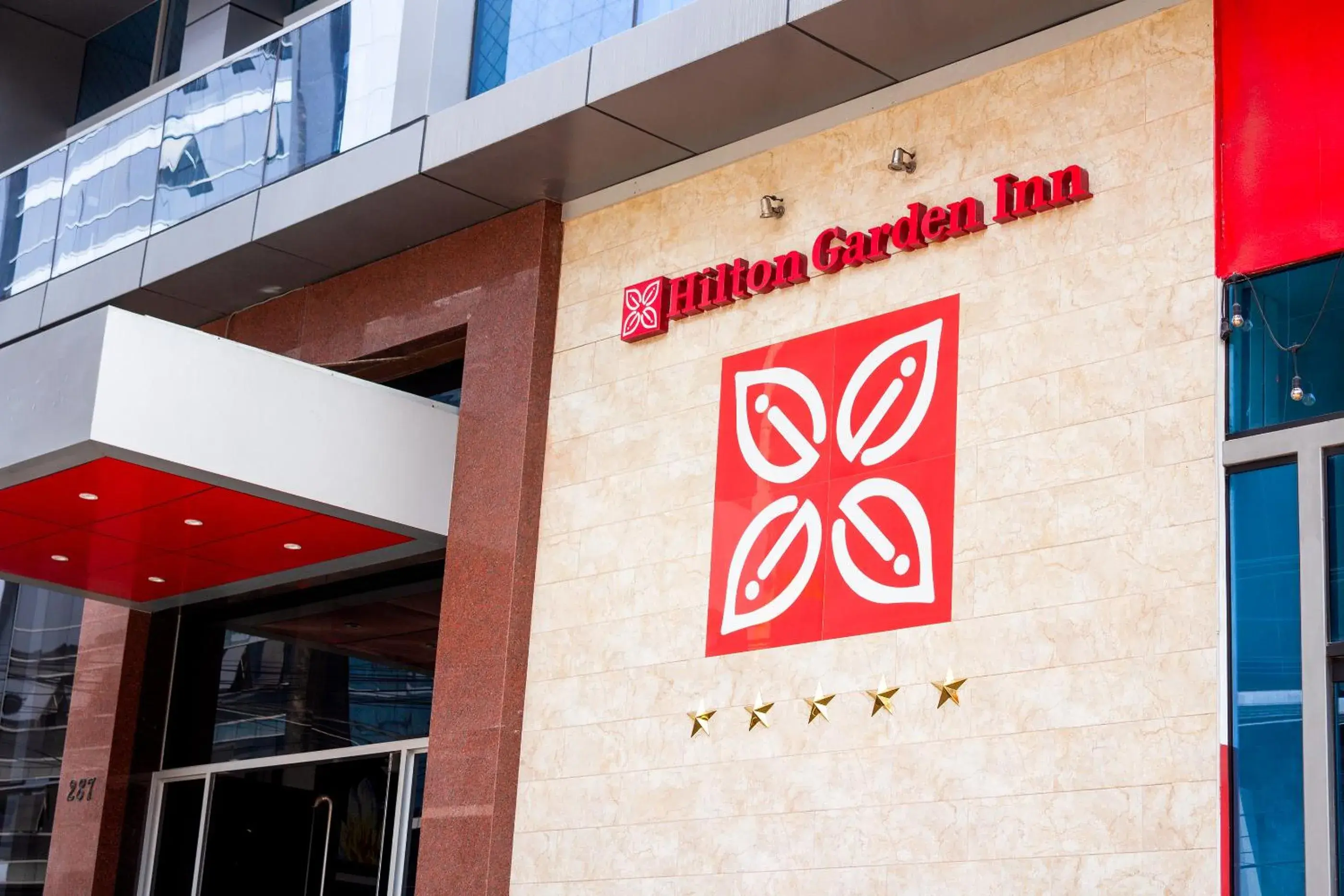 Facade/entrance in Hilton Garden Inn Lima Surco Facade/entrance in Hilton Garden Inn Lima Surco