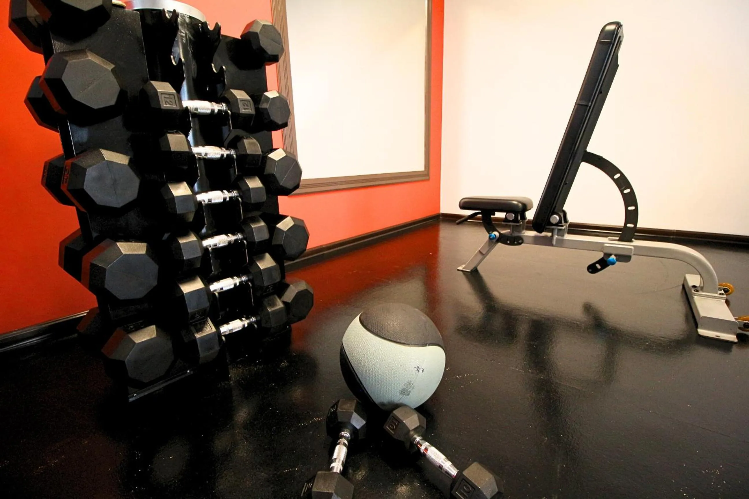 Fitness centre/facilities in Hilton Garden Inn Lima Surco