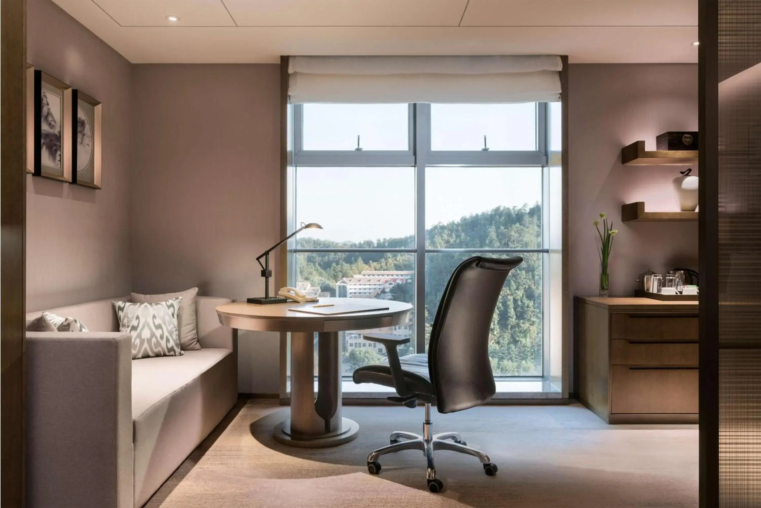 Deluxe King Room in DoubleTree by Hilton Hotel Shiyan Deluxe King Room in DoubleTree by Hilton Hotel Shiyan