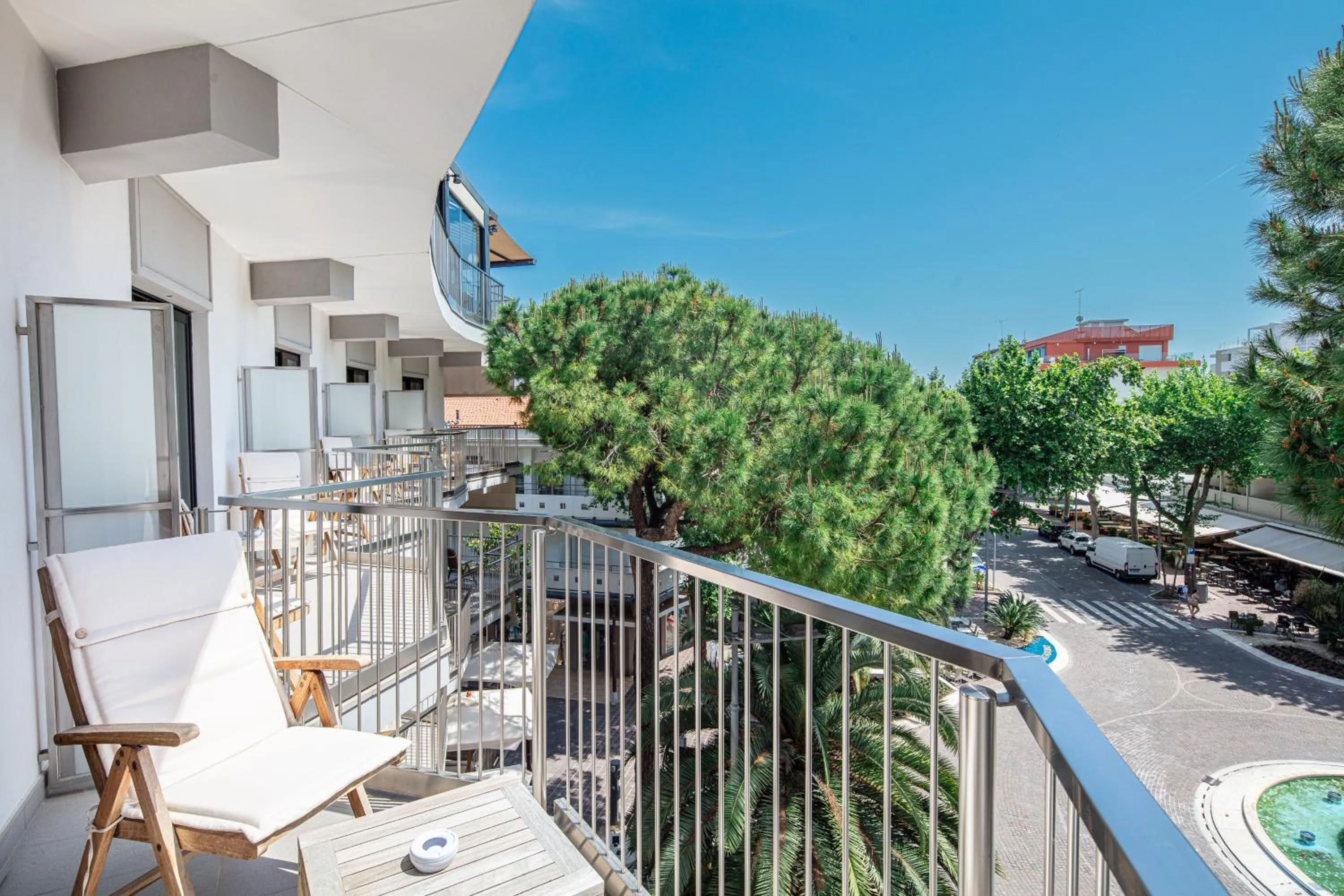 Balcony/Terrace in Monaco Suites Hotel
