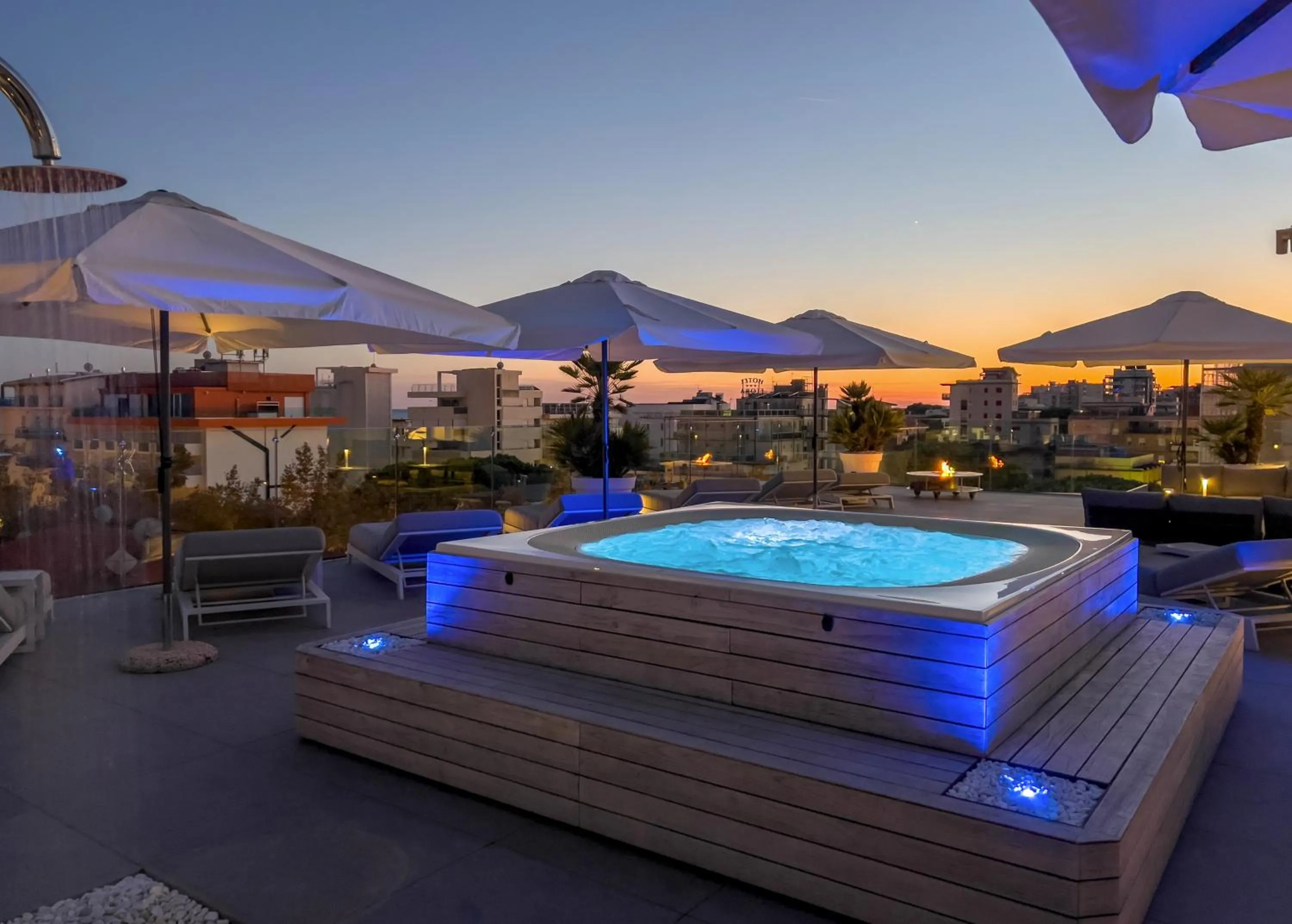 Night in Monaco Suites Hotel