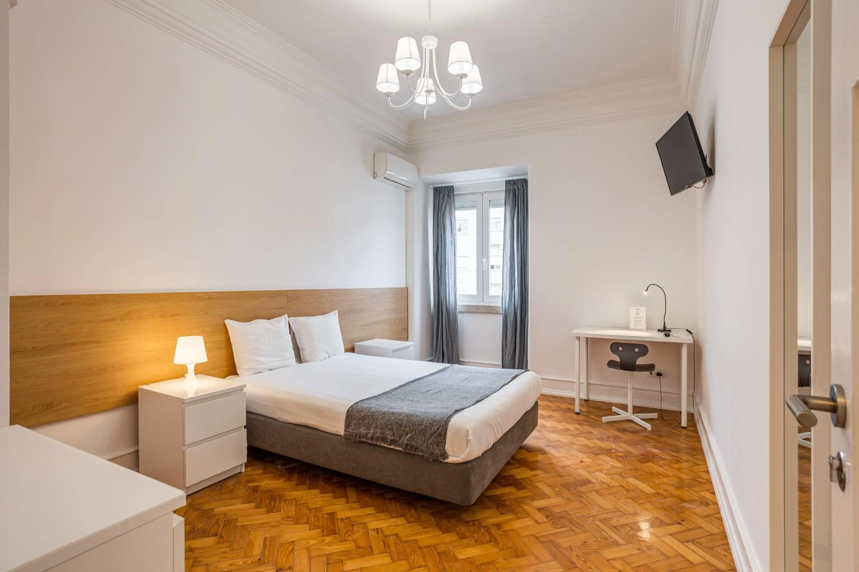 Bed in Home Out Rooms & Apartments