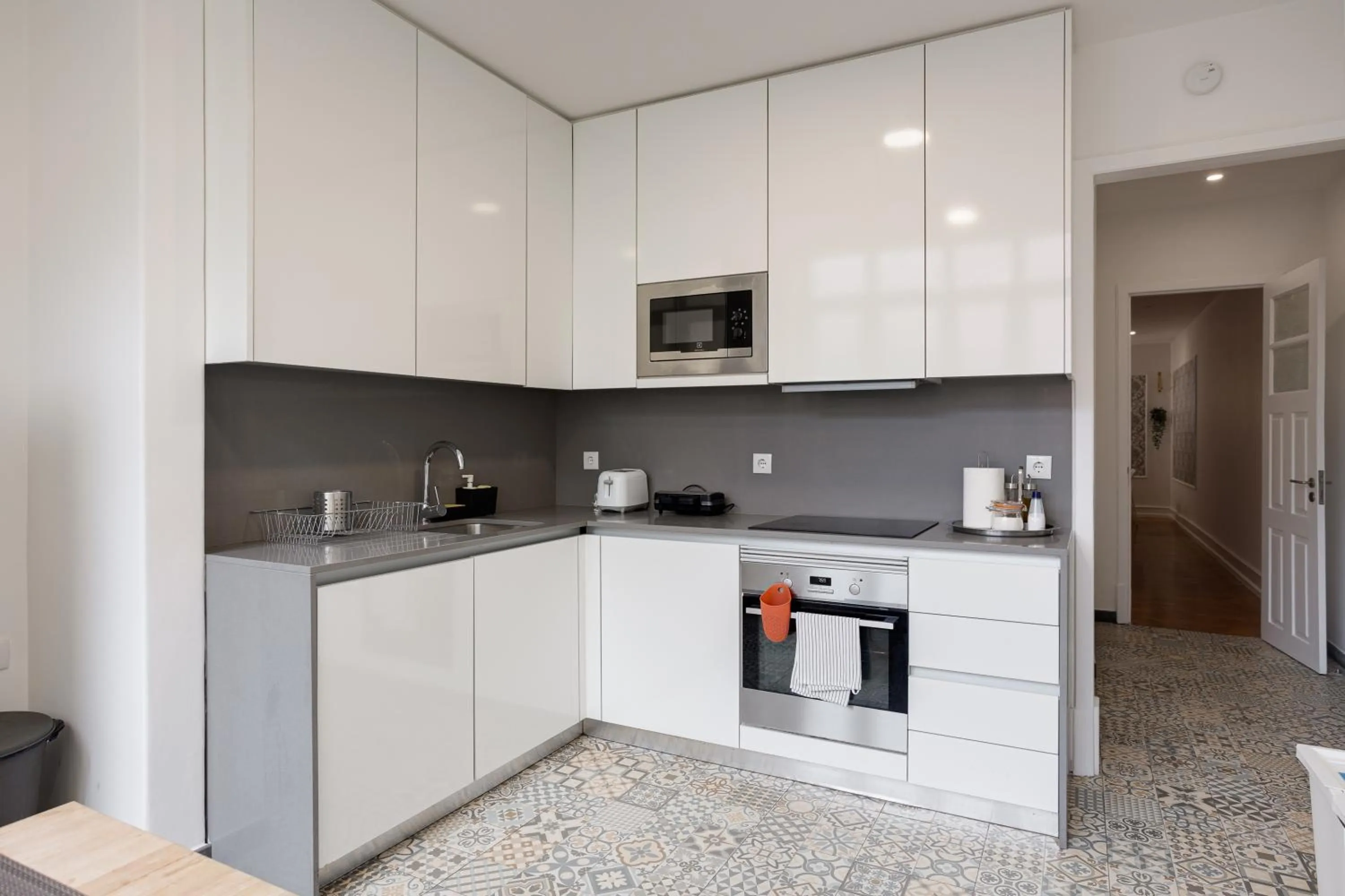 kitchen in Home Out Rooms & Apartments