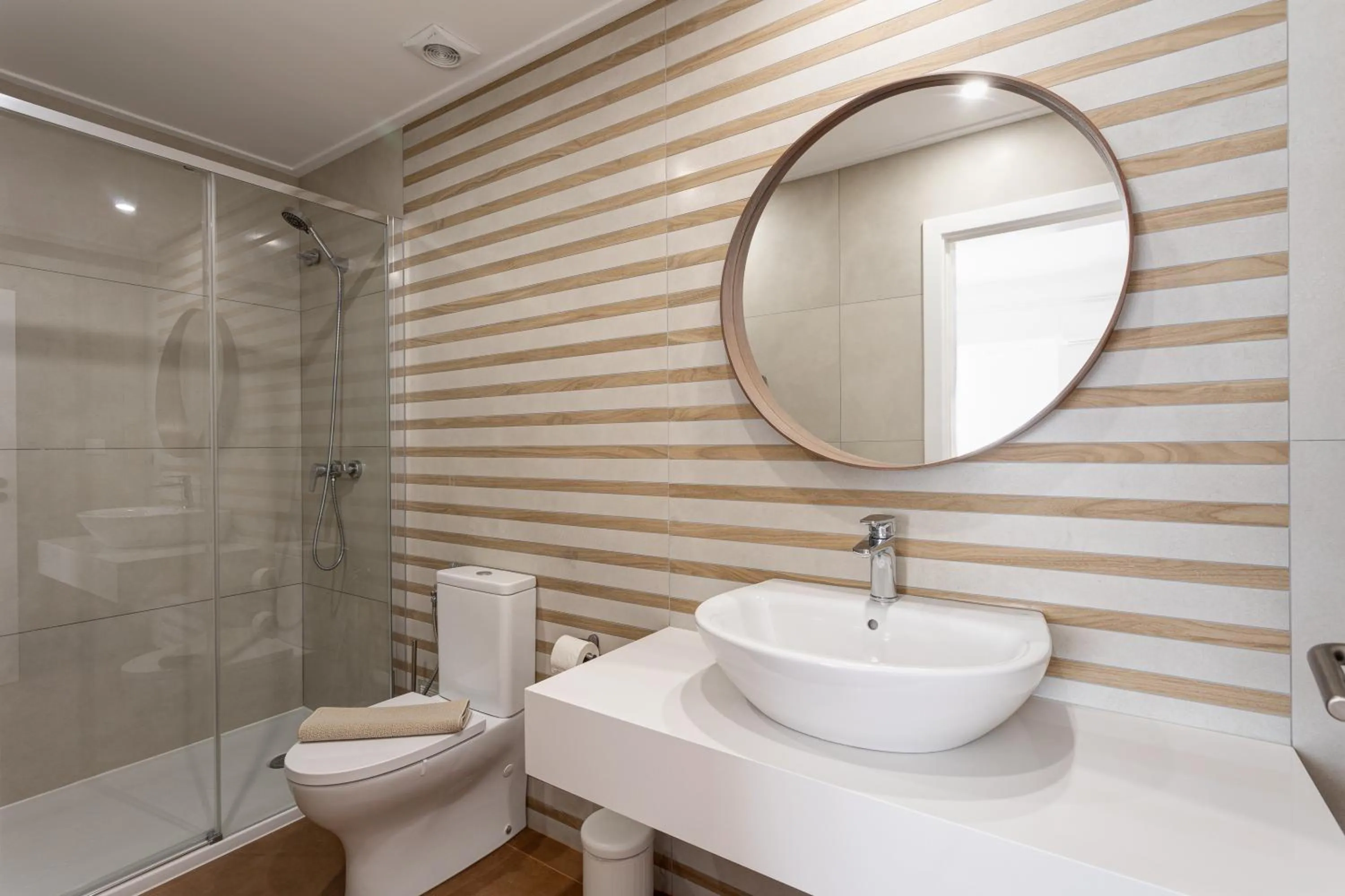 Shower in Home Out Rooms & Apartments