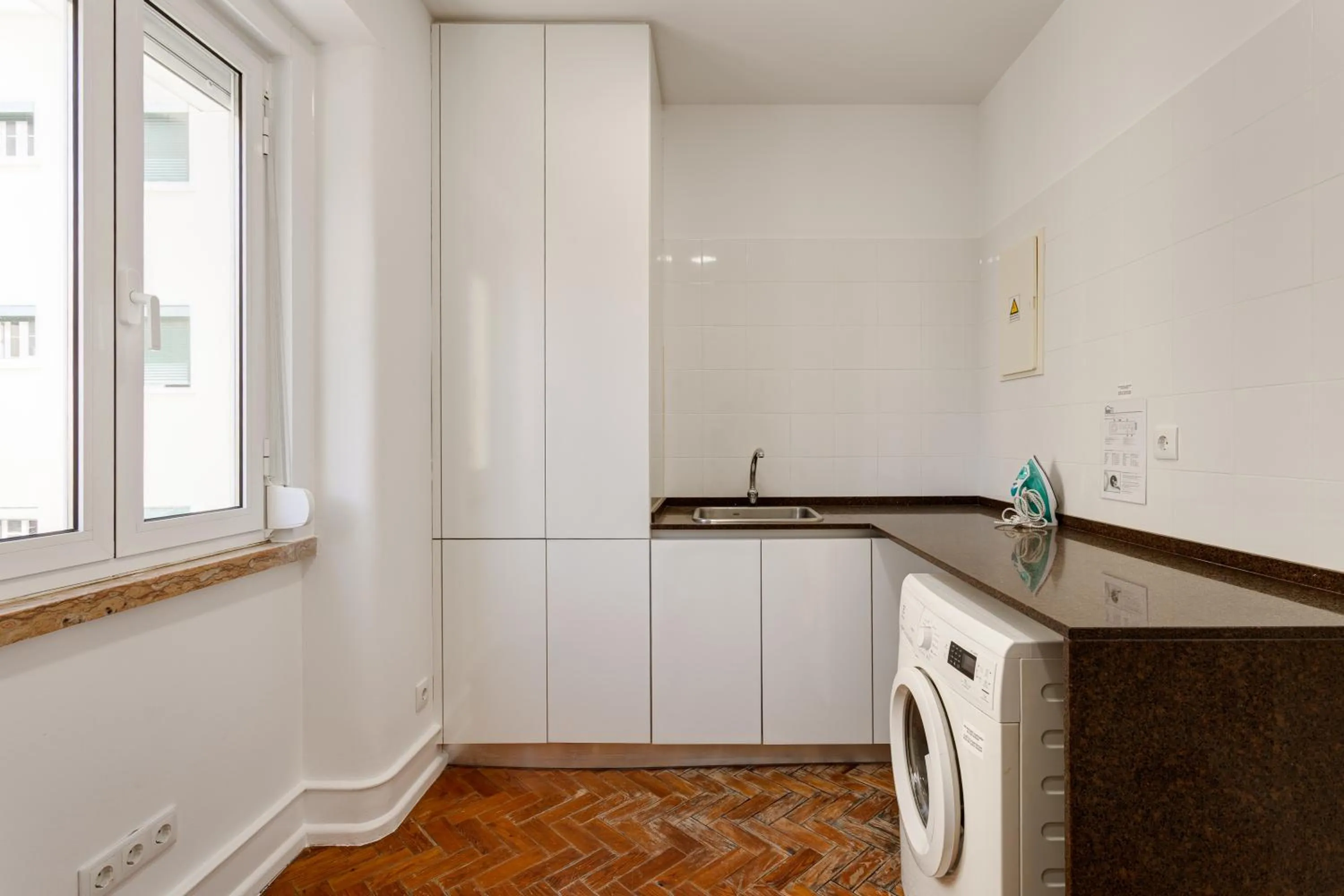 laundry in Home Out Rooms & Apartments