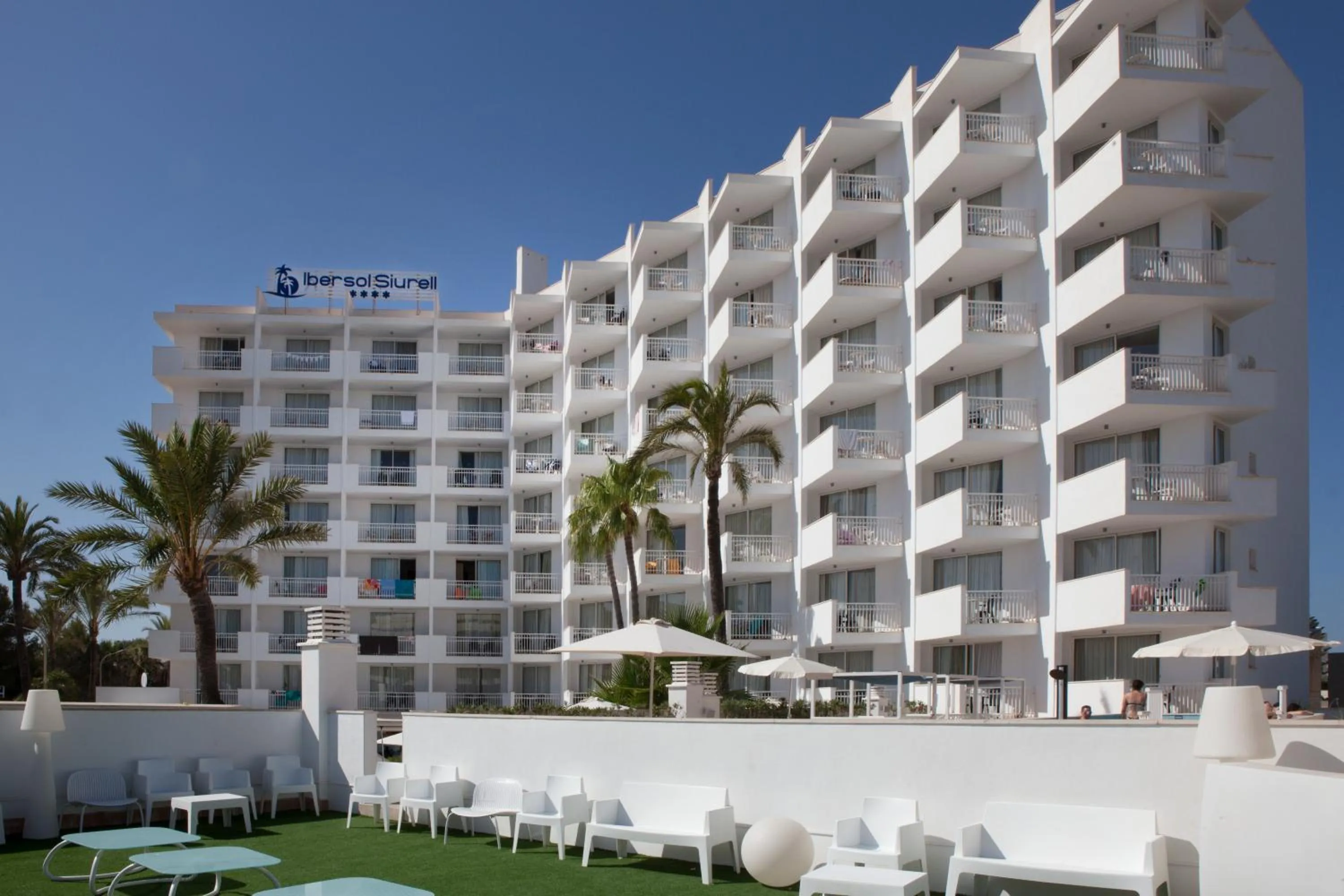 Property building in Ibersol Siurell