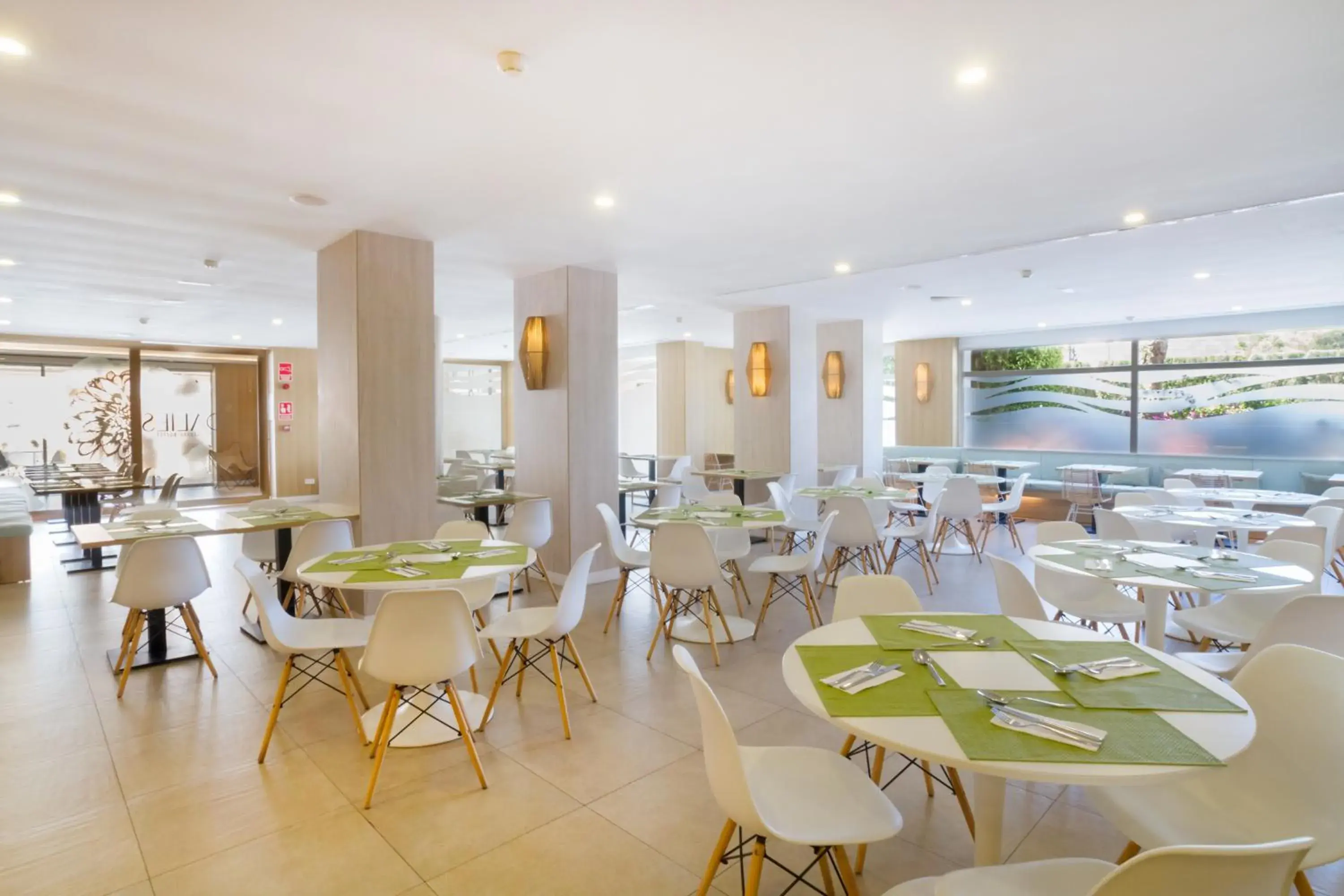 Restaurant/places to eat in Ibersol Siurell Restaurant/places to eat in Ibersol Siurell