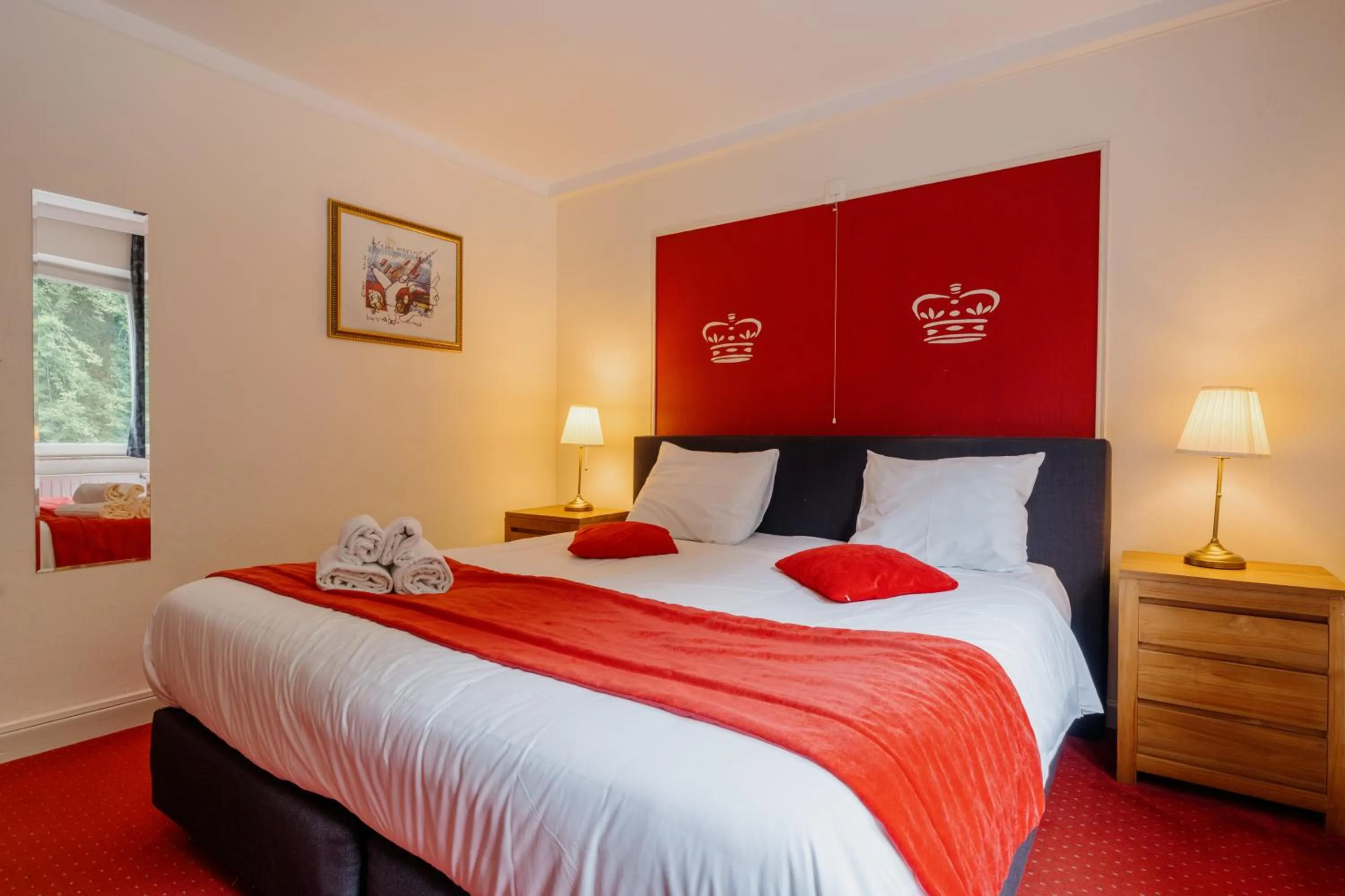 Bed in Hotel L'eau Vive