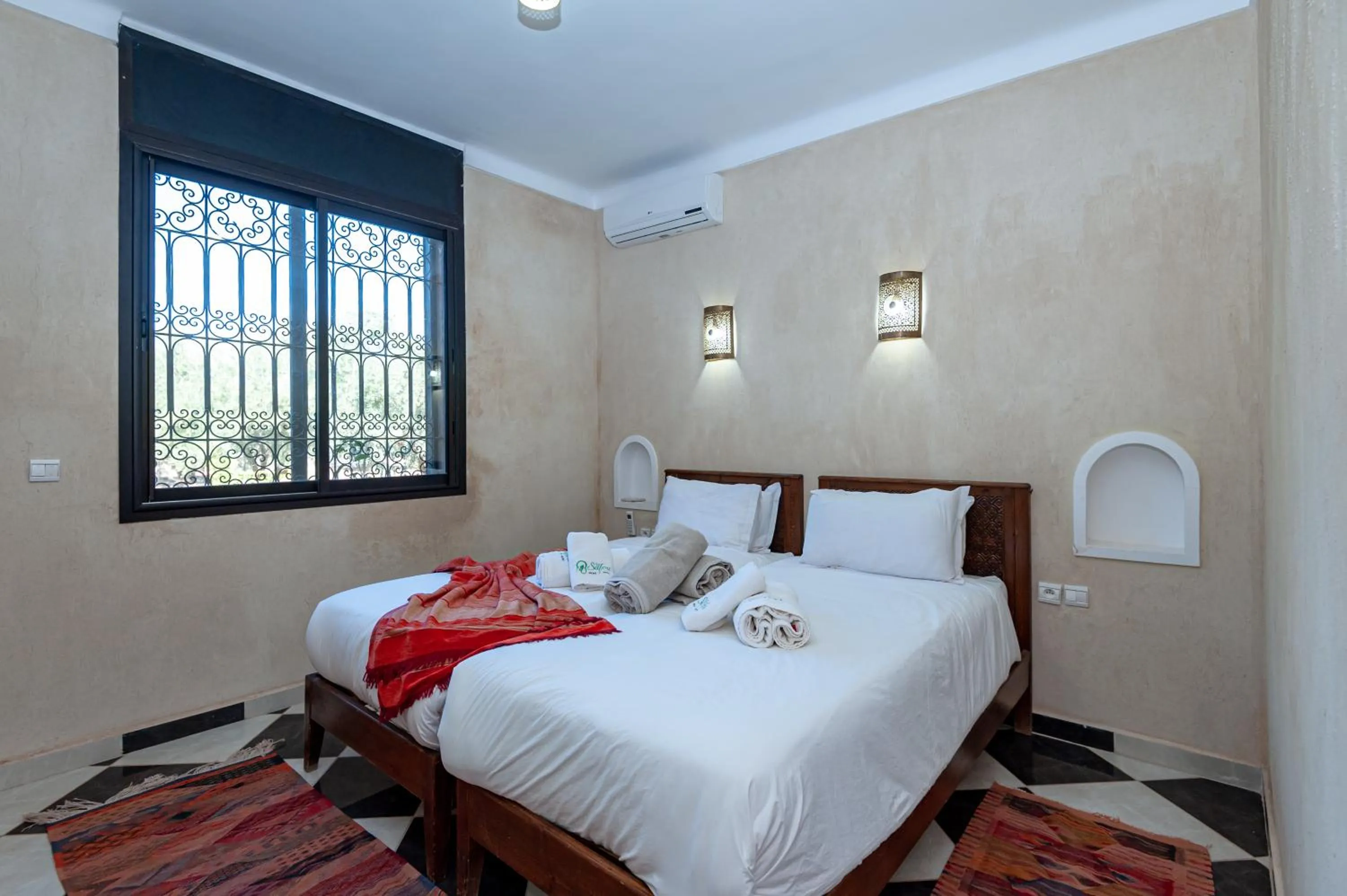Photo of the whole room, Bed in Ferme Sidi Safou & Spa