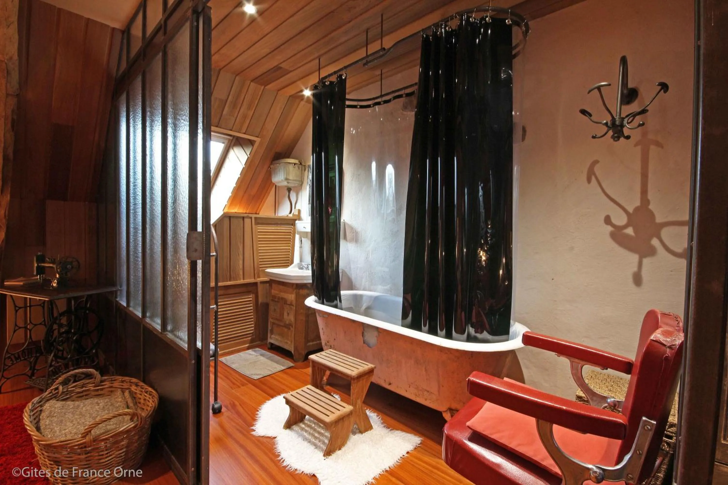 Shower in Les Insolites de Coco