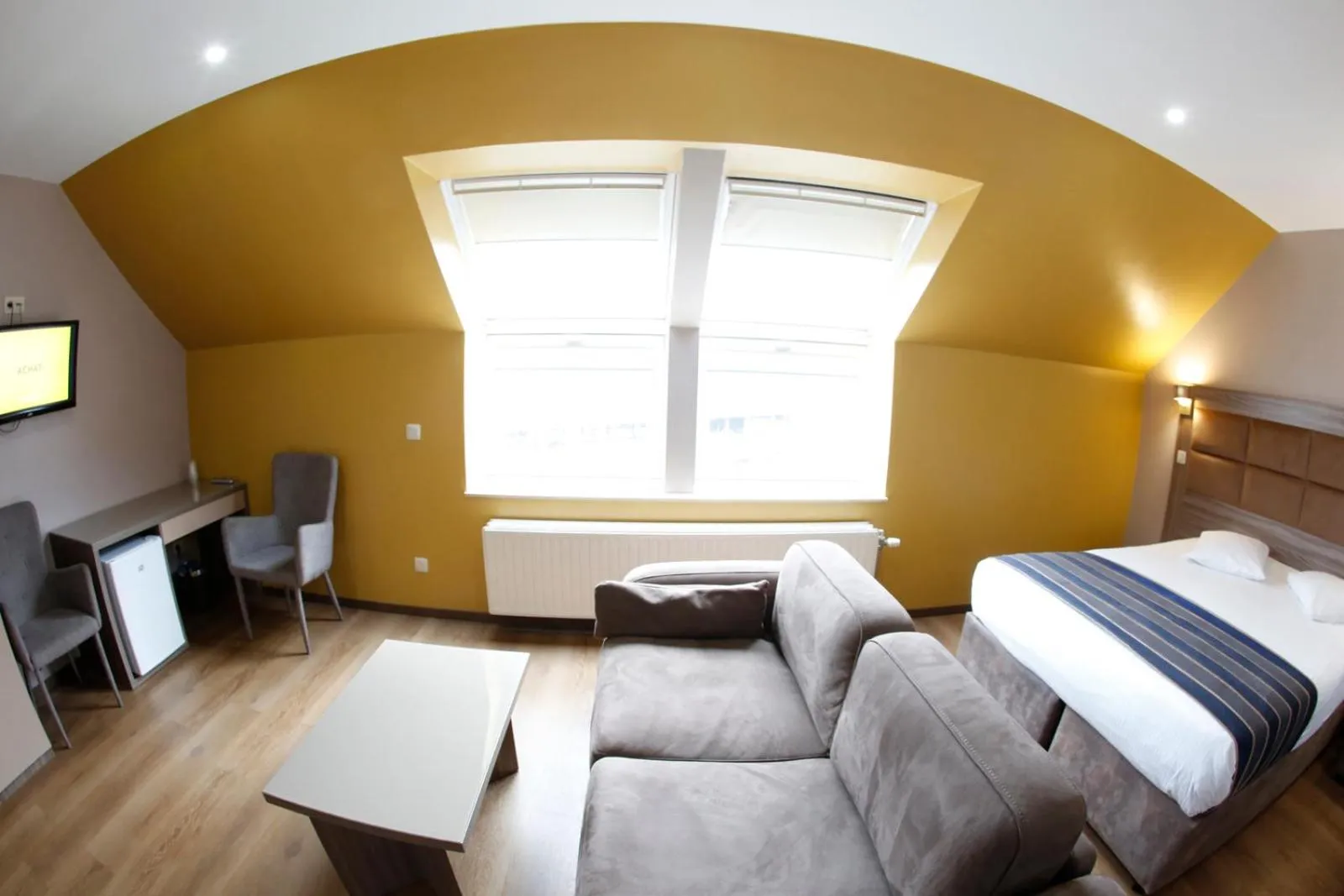 Bed in Hotel Midi-Zuid