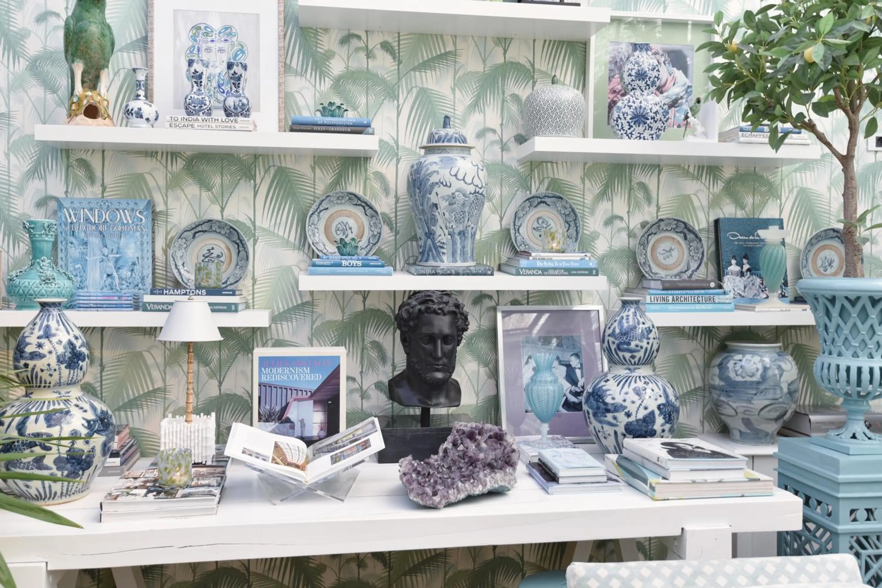 Lounge or bar in Hotel Van Cleef