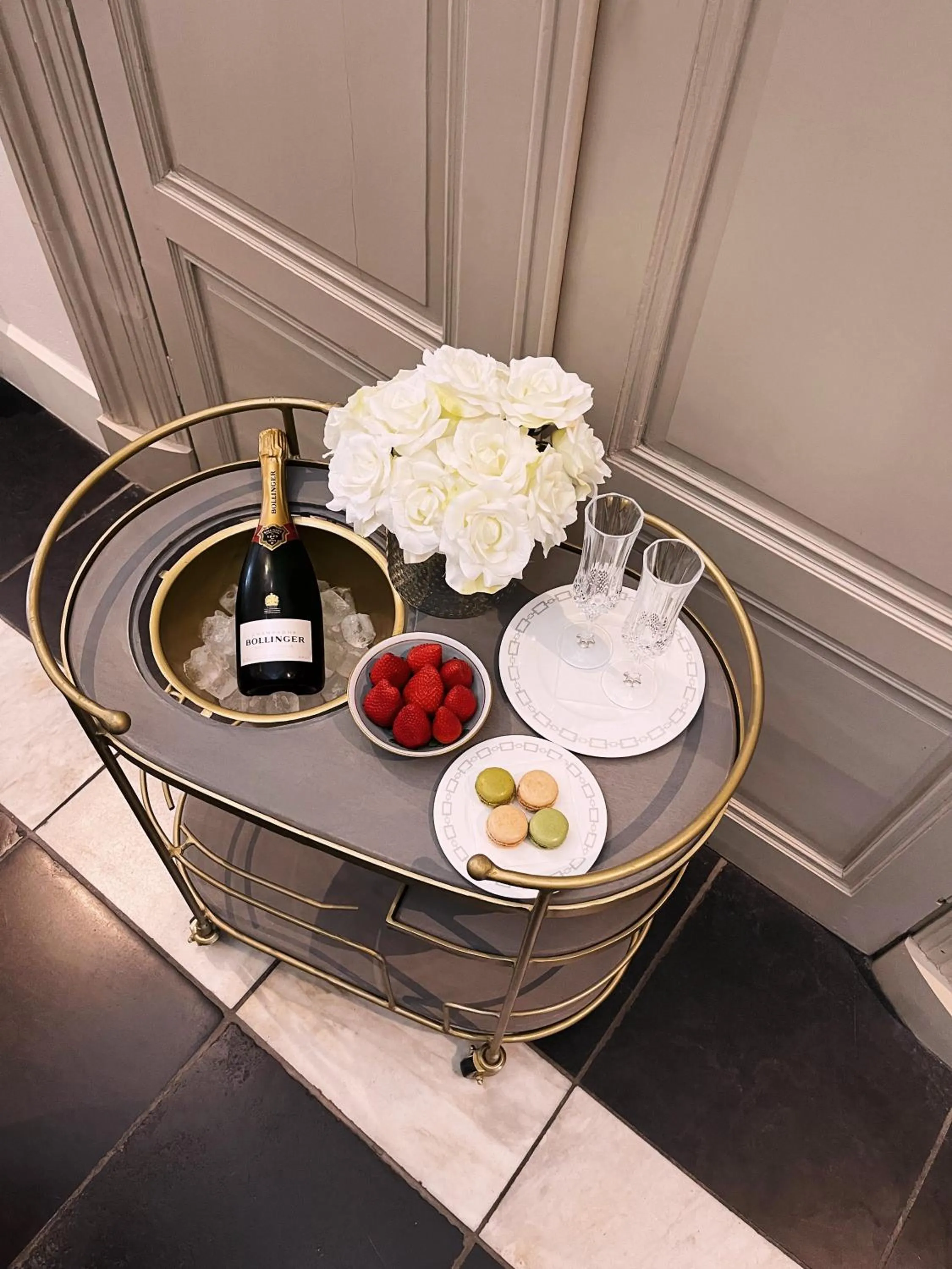 Lounge or bar in Hotel Van Cleef