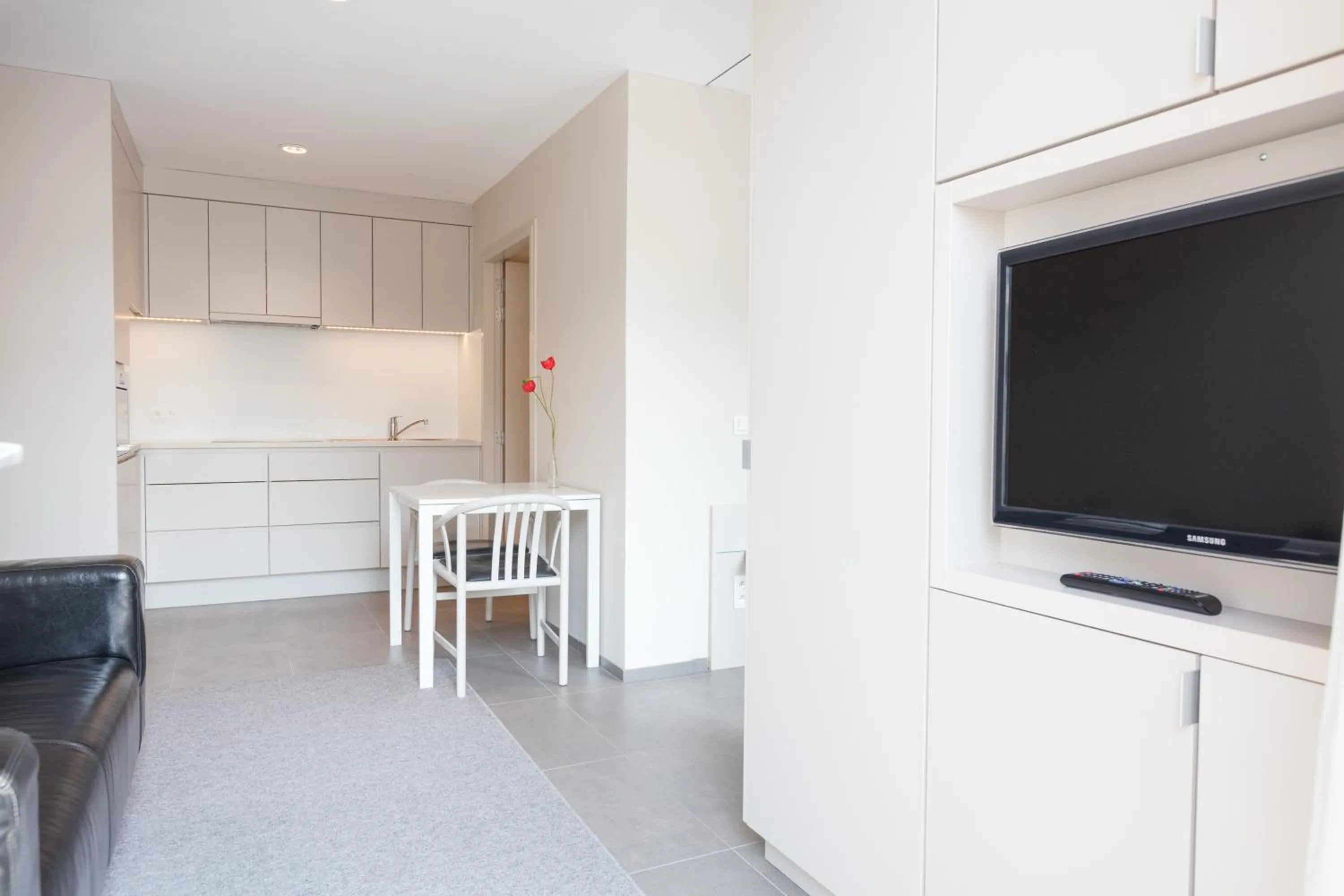 Dining area in Bonobo Apartments