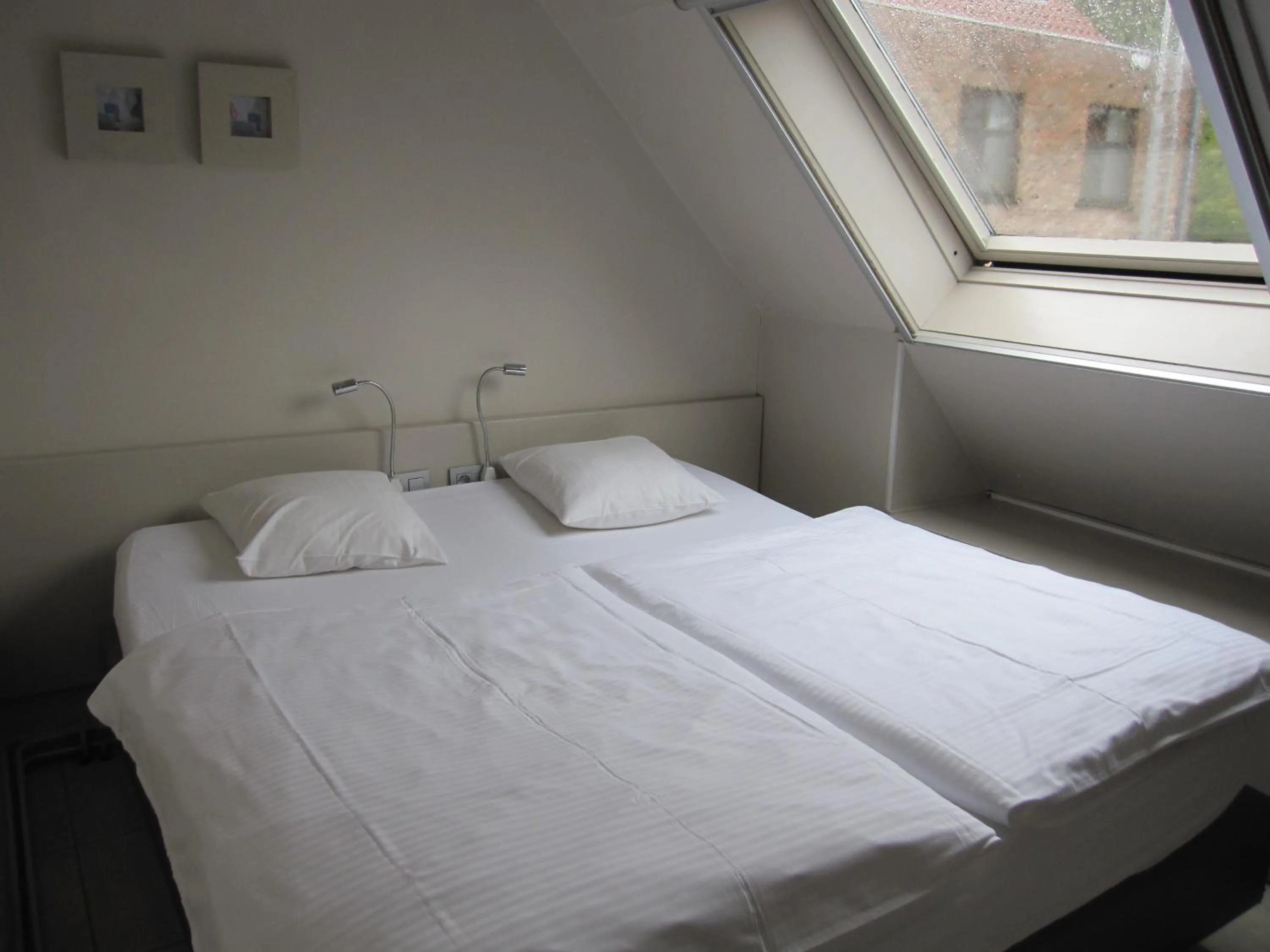 Bed in Bonobo Apartments