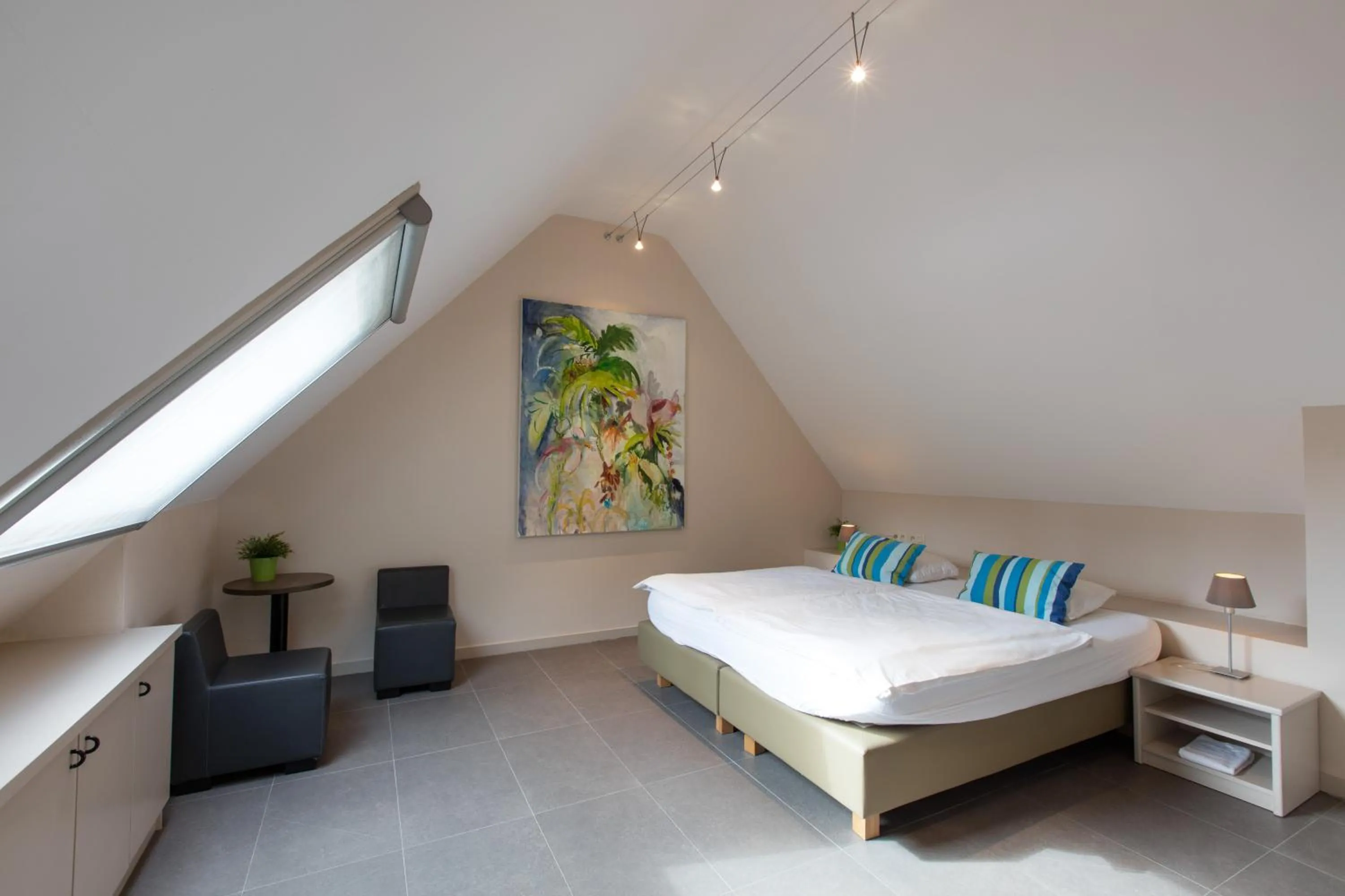 Day, Bed in Bonobo Apartments
