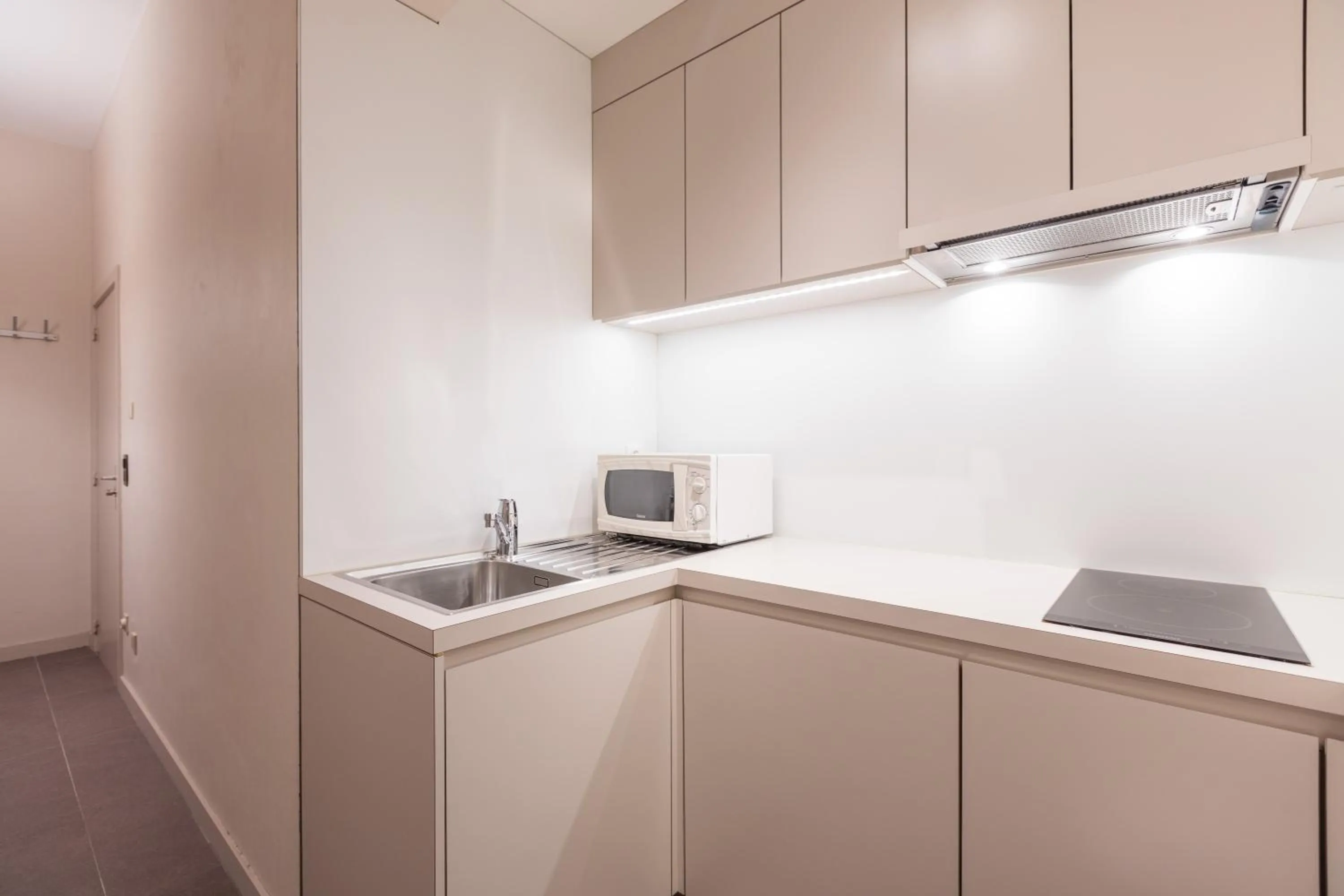Kitchen or kitchenette in Bonobo Apartments