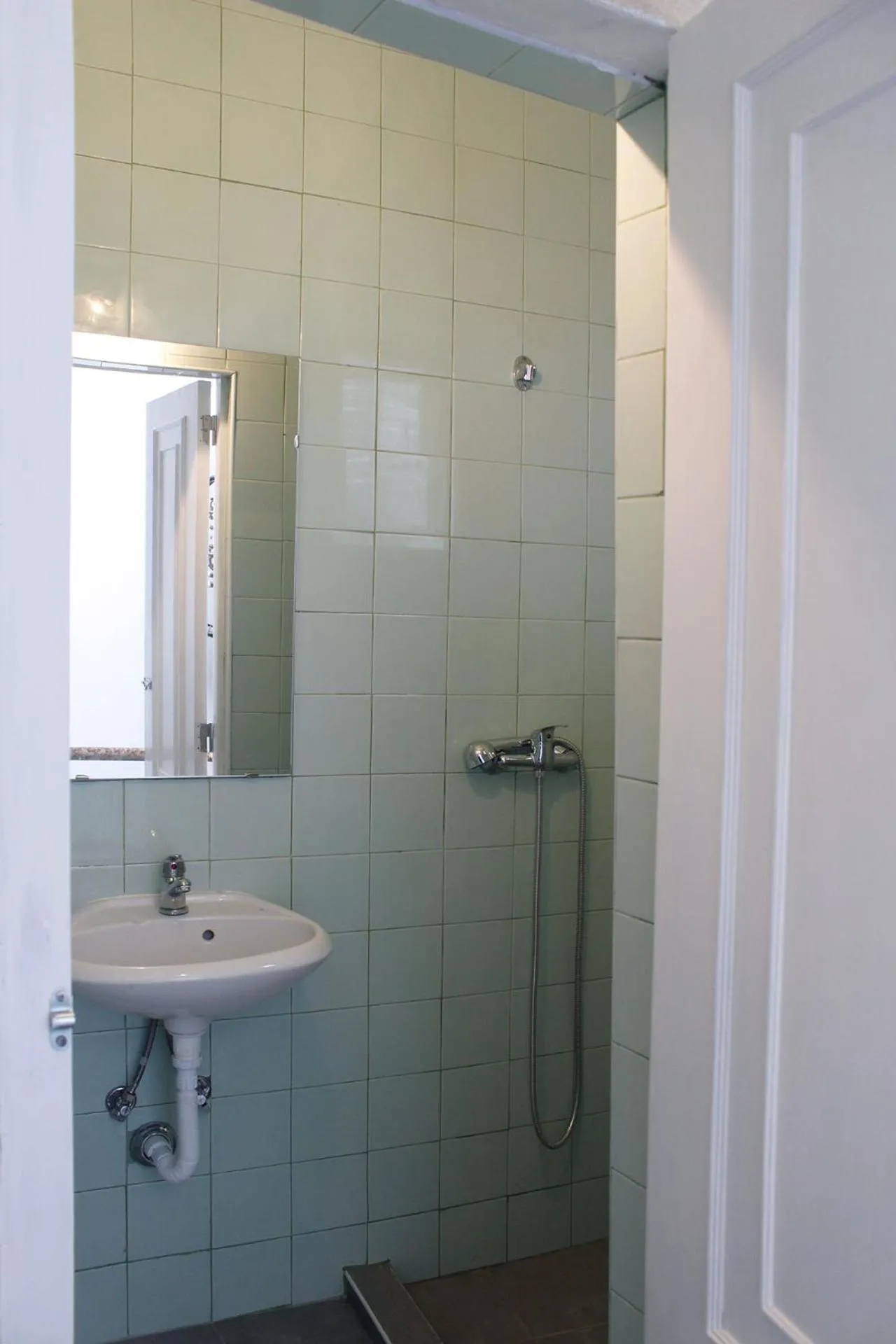 Bathroom in Down Bonjardim Apartments