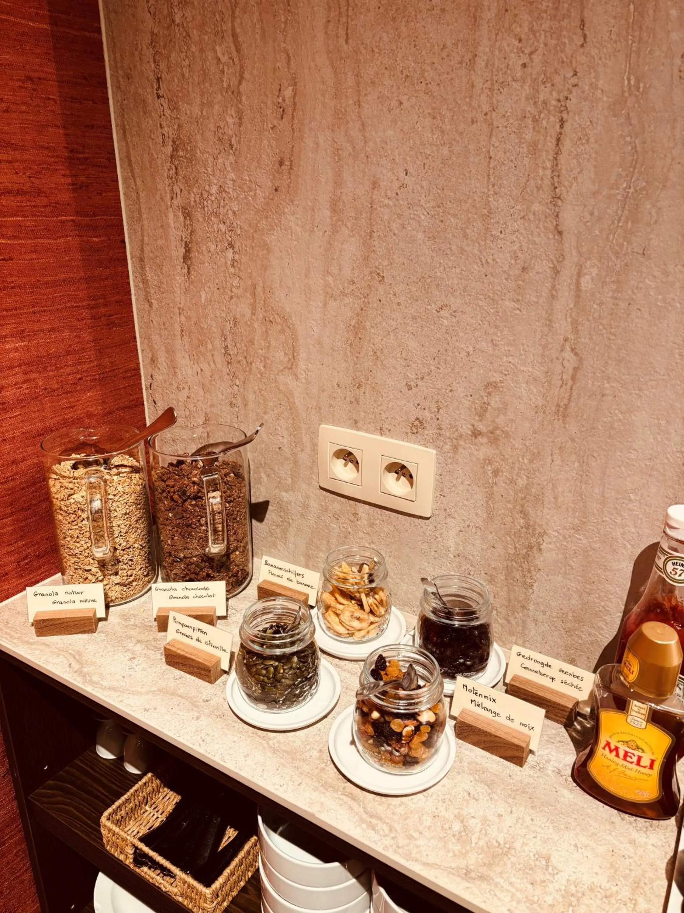 Buffet breakfast in Hotel Prado