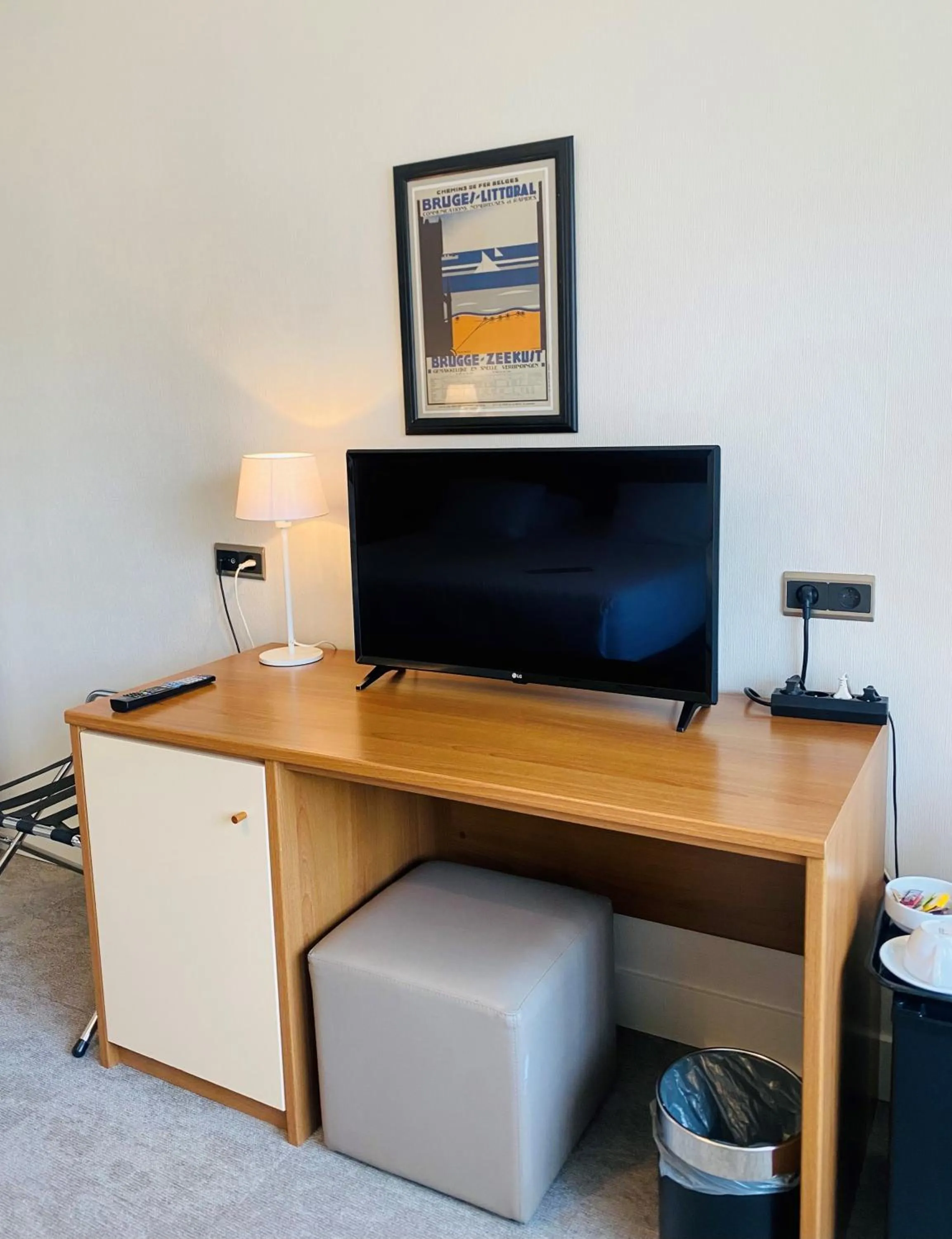 TV and multimedia in Hotel Prado