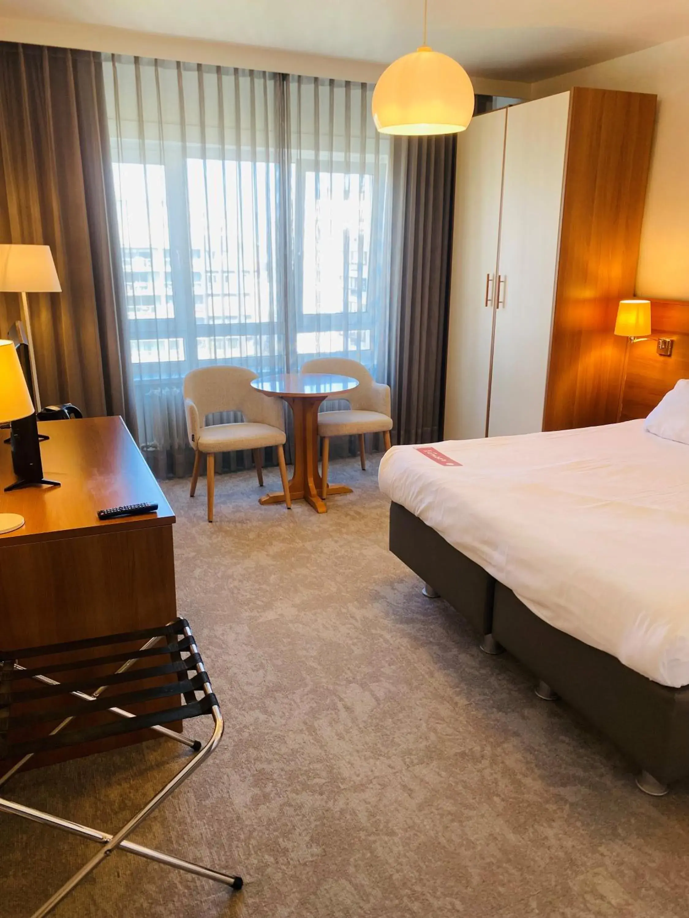 Comfort Double Room with City View in Hotel Prado Comfort Double Room with City View in Hotel Prado