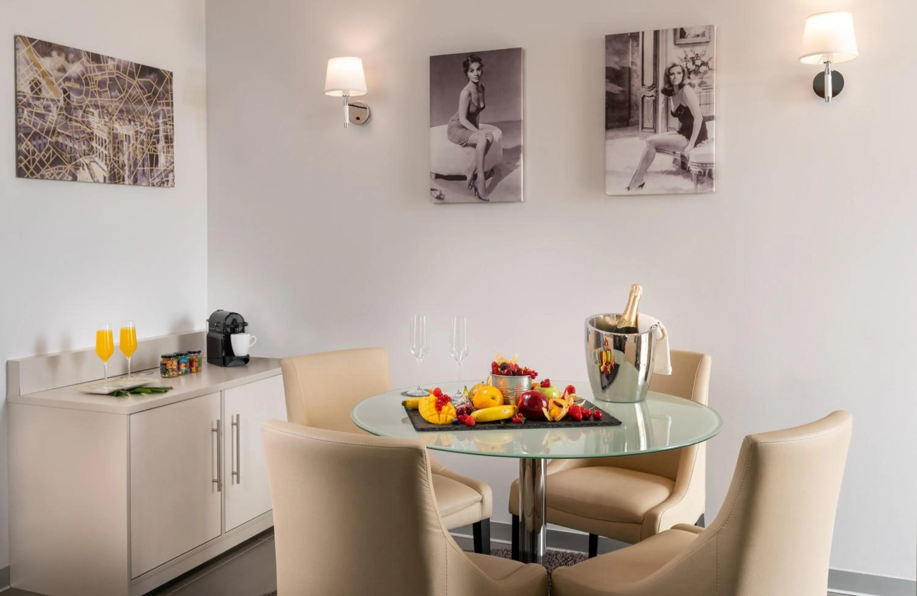 Bedroom in NYX Hotel Milan by Leonardo Hotels