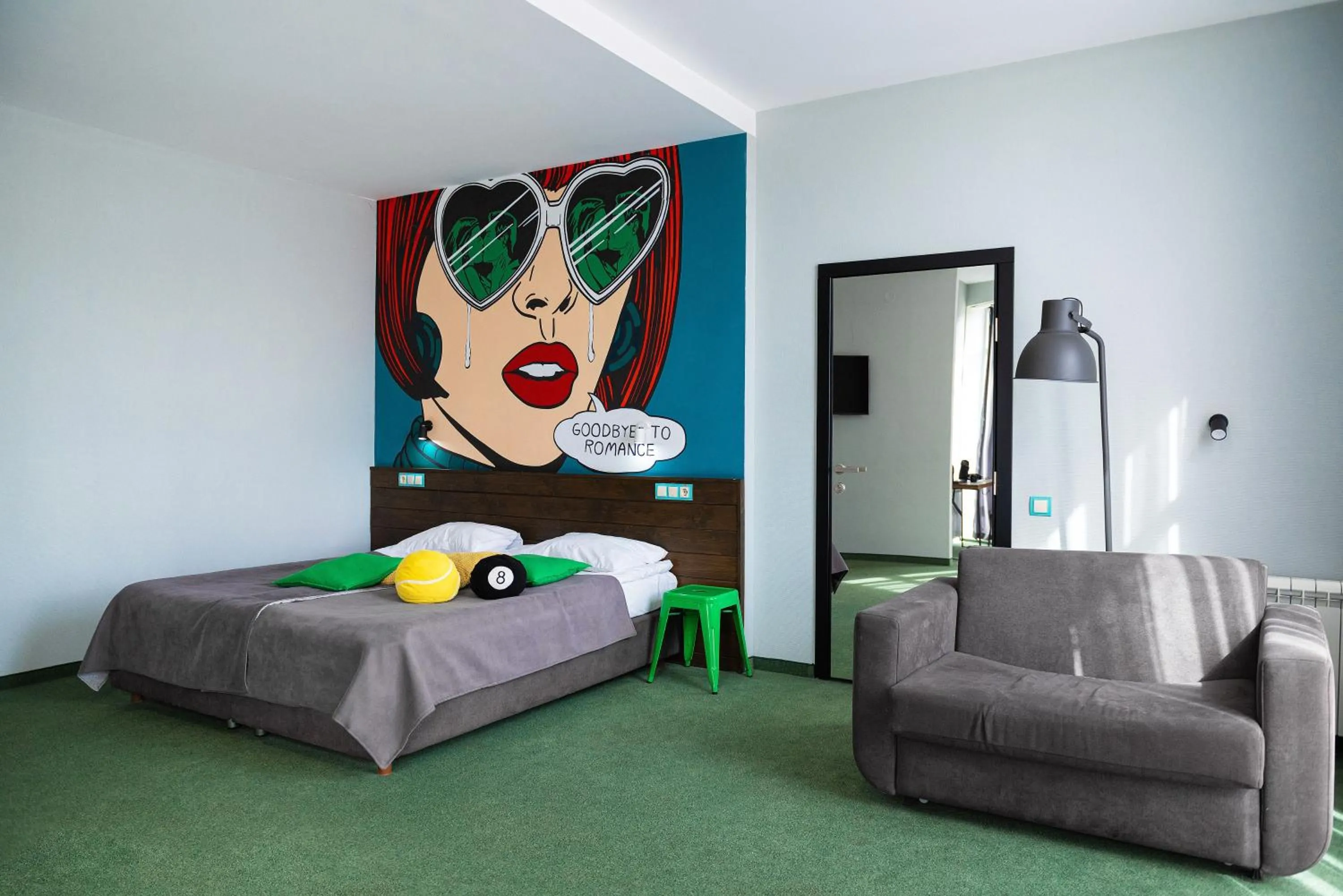 Emigrand Art Hotel