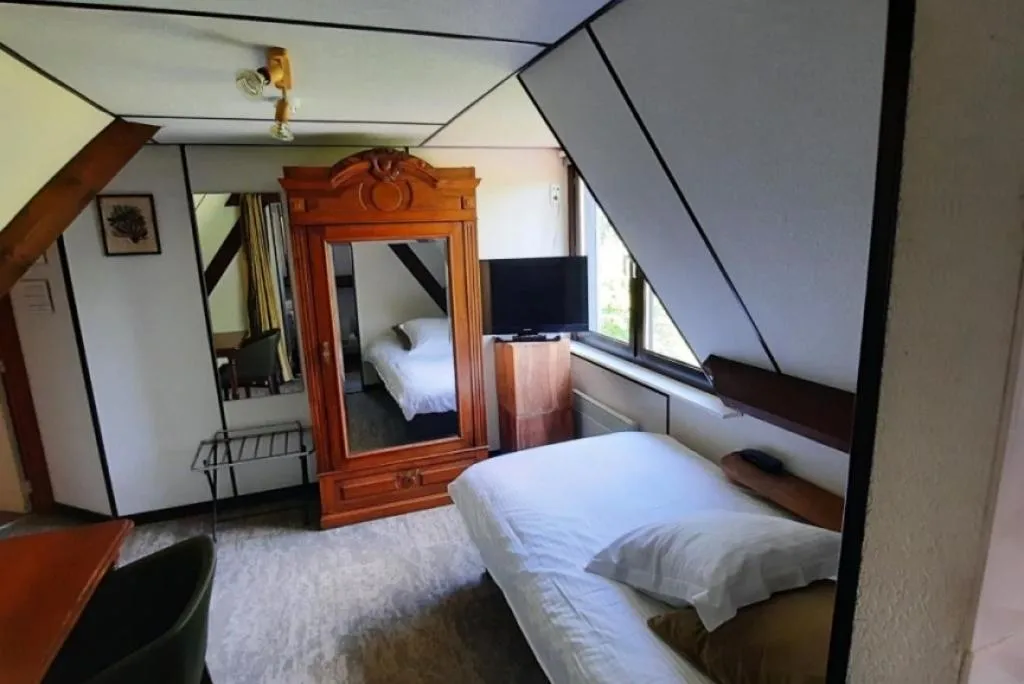 Bed in Hotel Kasteelhof 'T Hooghe