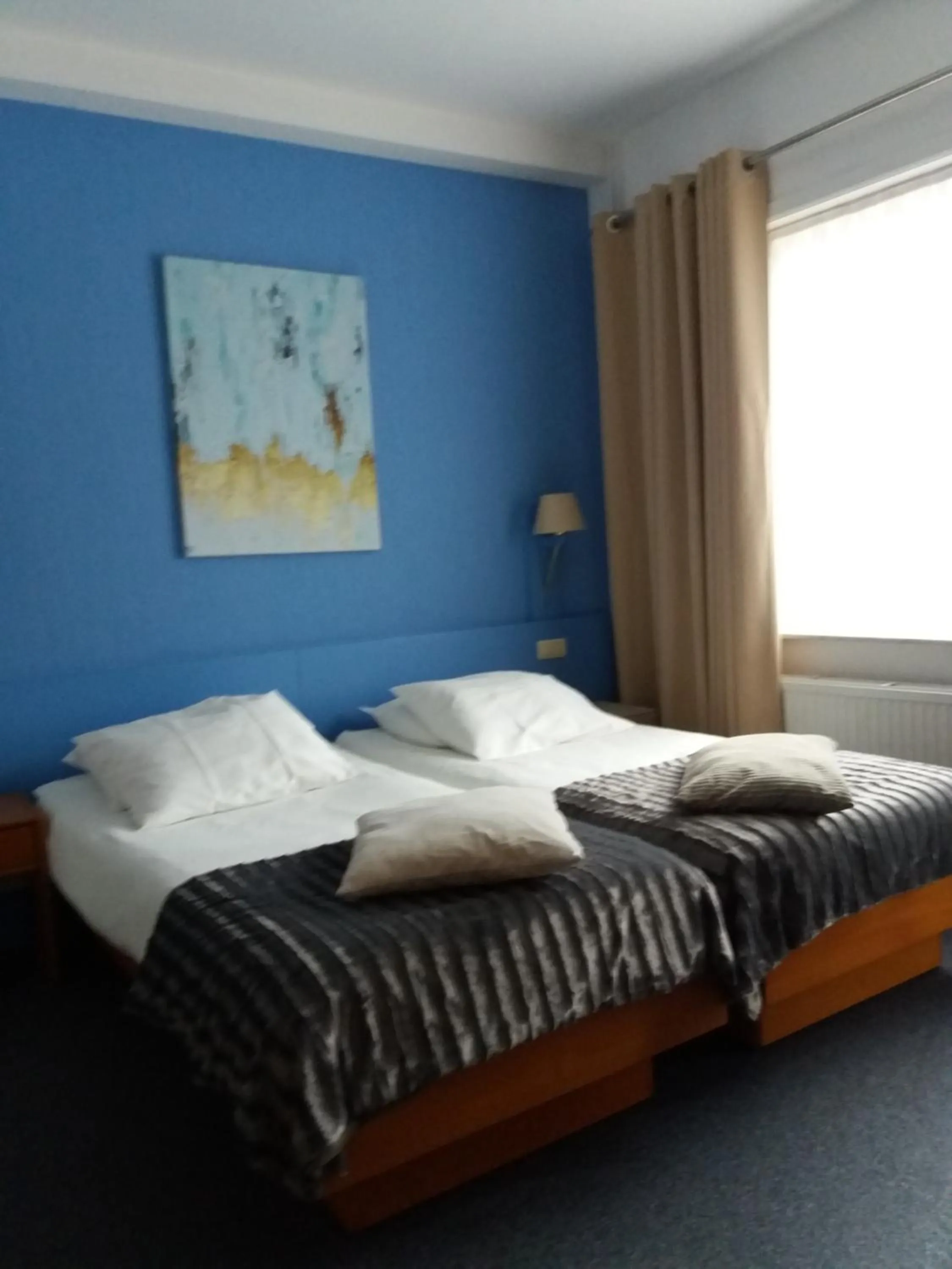 Photo of the whole room, Bed in Hotel 'T Hert