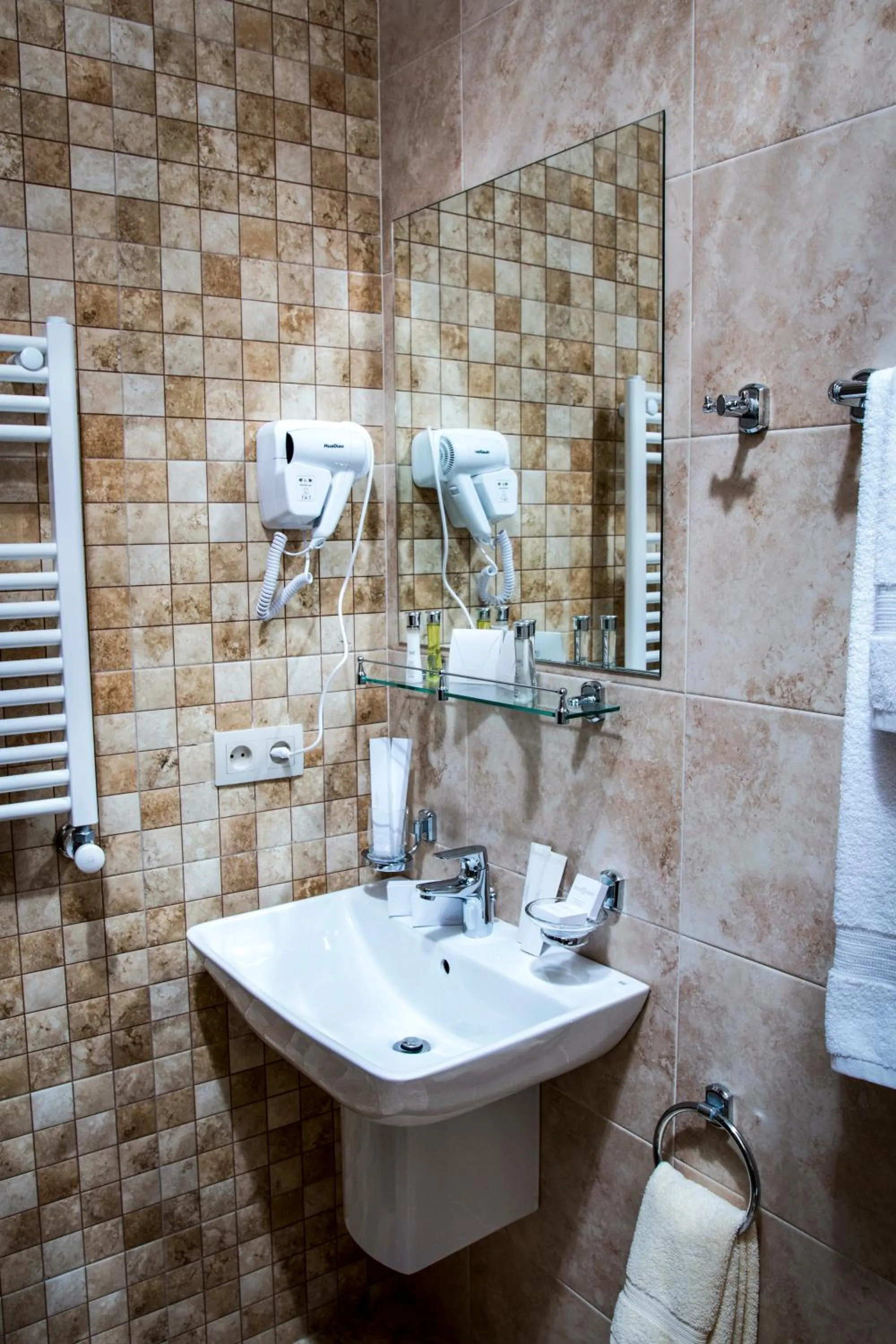 Shower in Hotel Lilia Yerevan