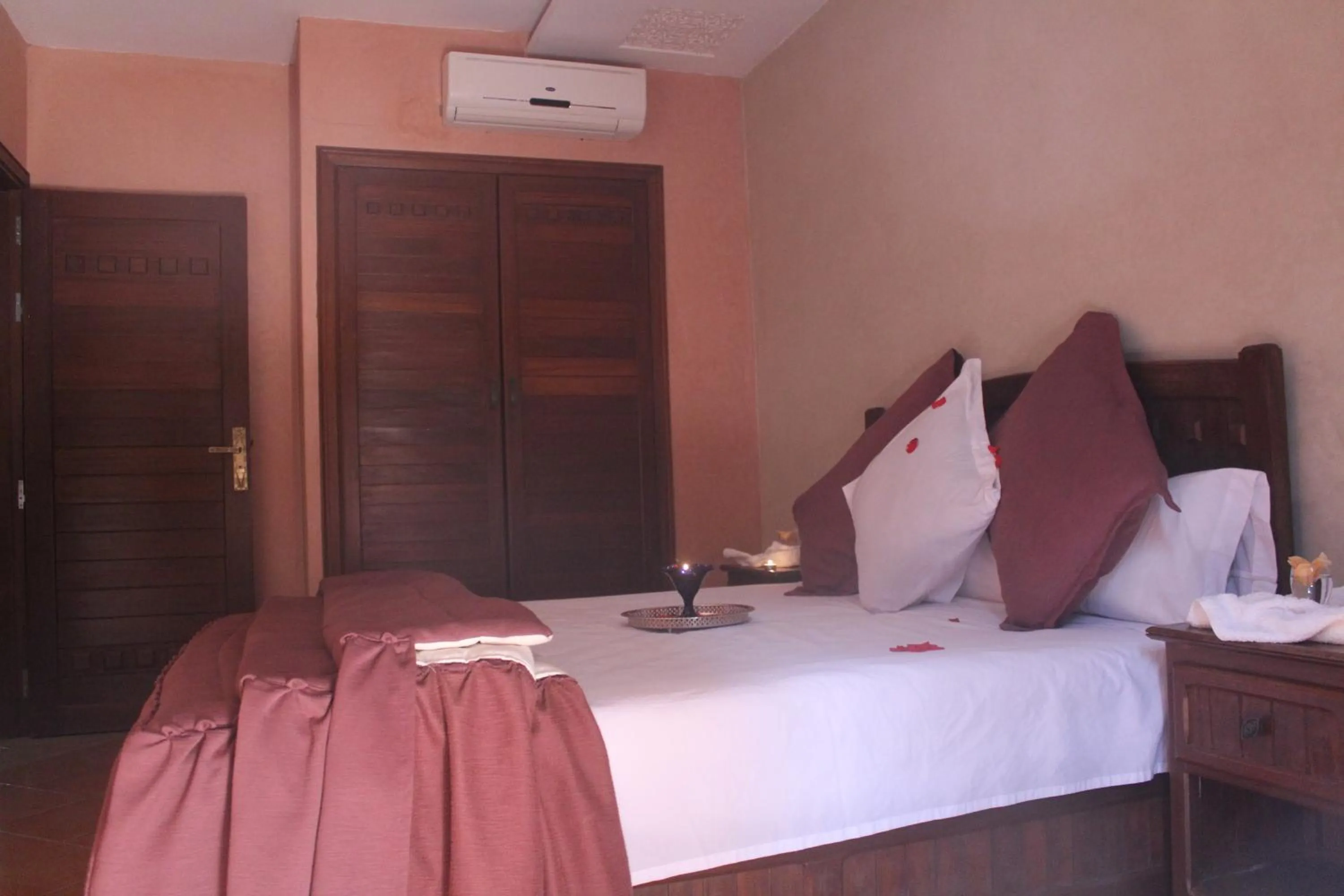 Bed in Rooms Palace Appart-Hôtel