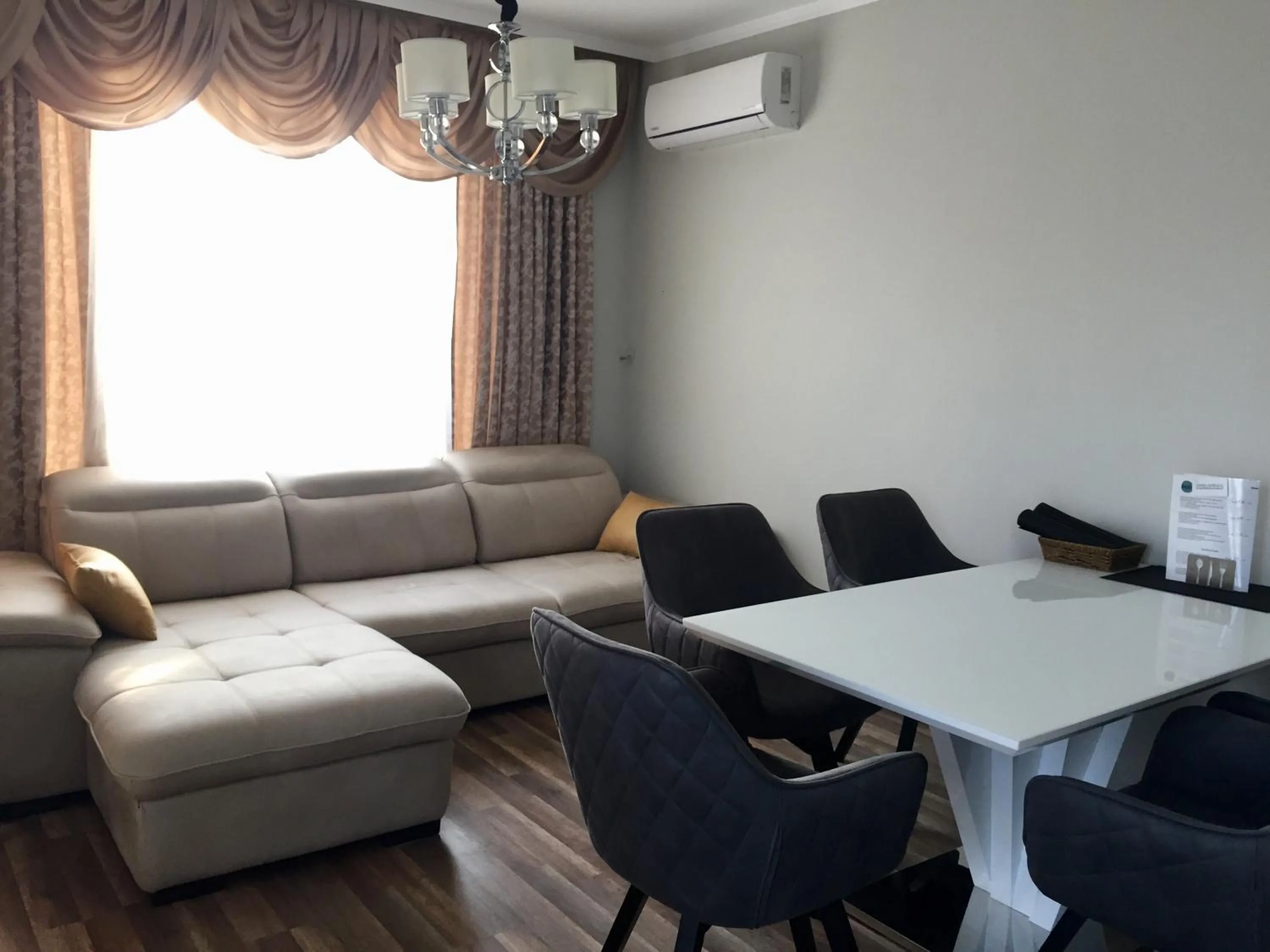 Living room in Green Paradise Deluxe Apartments