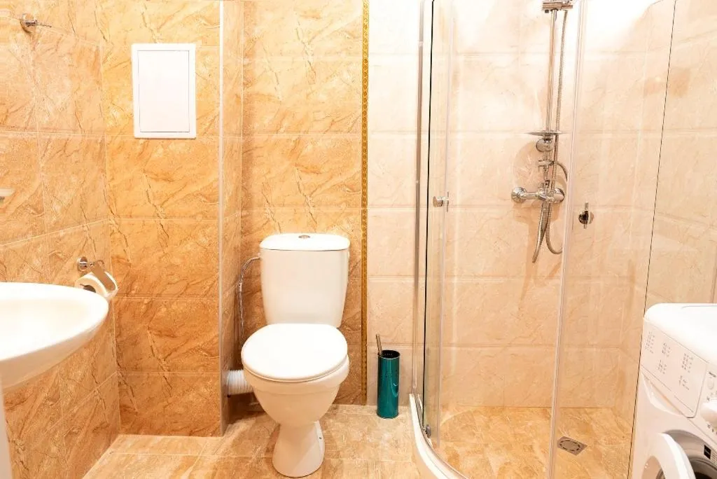 Bathroom in Green Paradise Deluxe Apartments