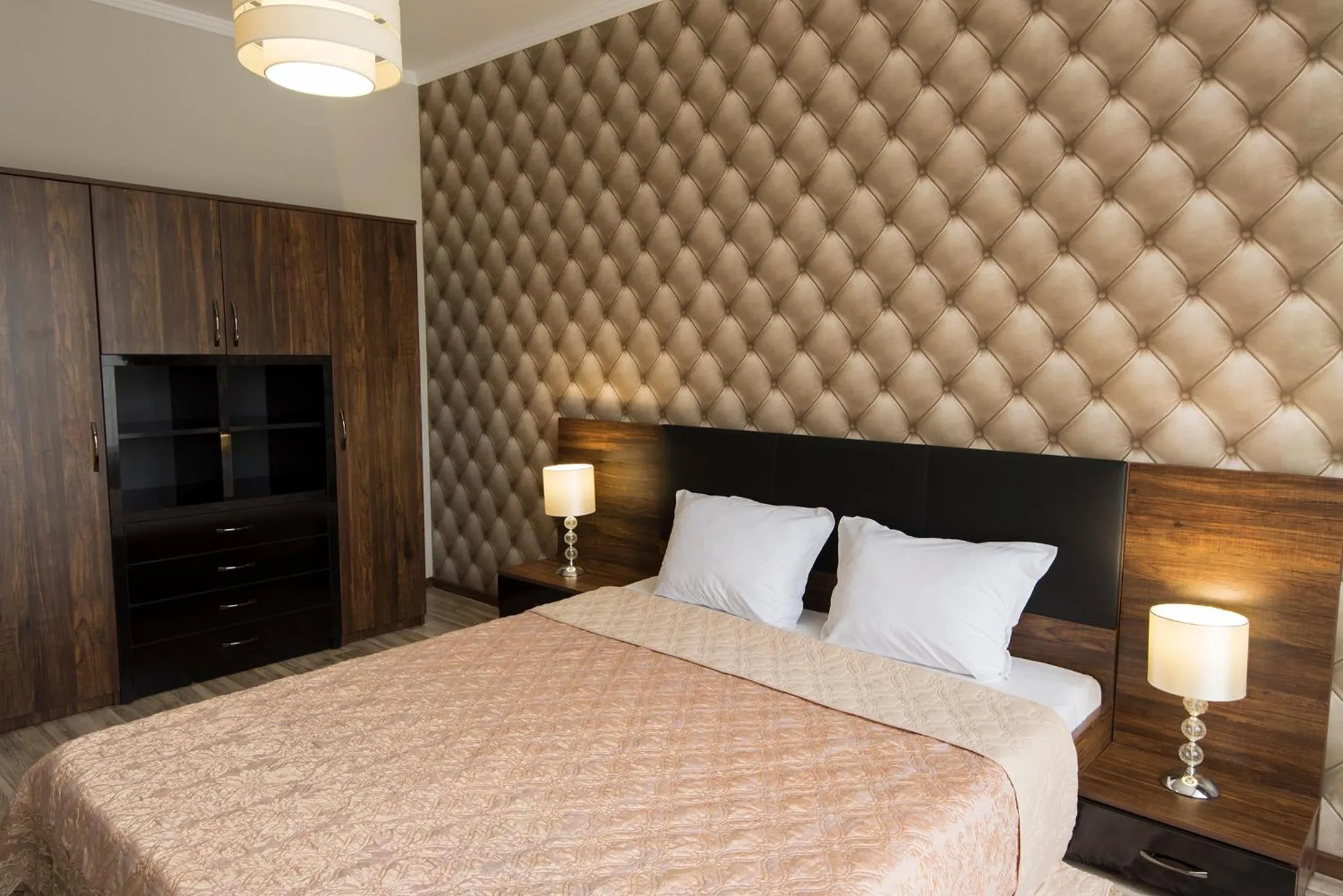 Bedroom, Bed in Green Paradise Deluxe Apartments
