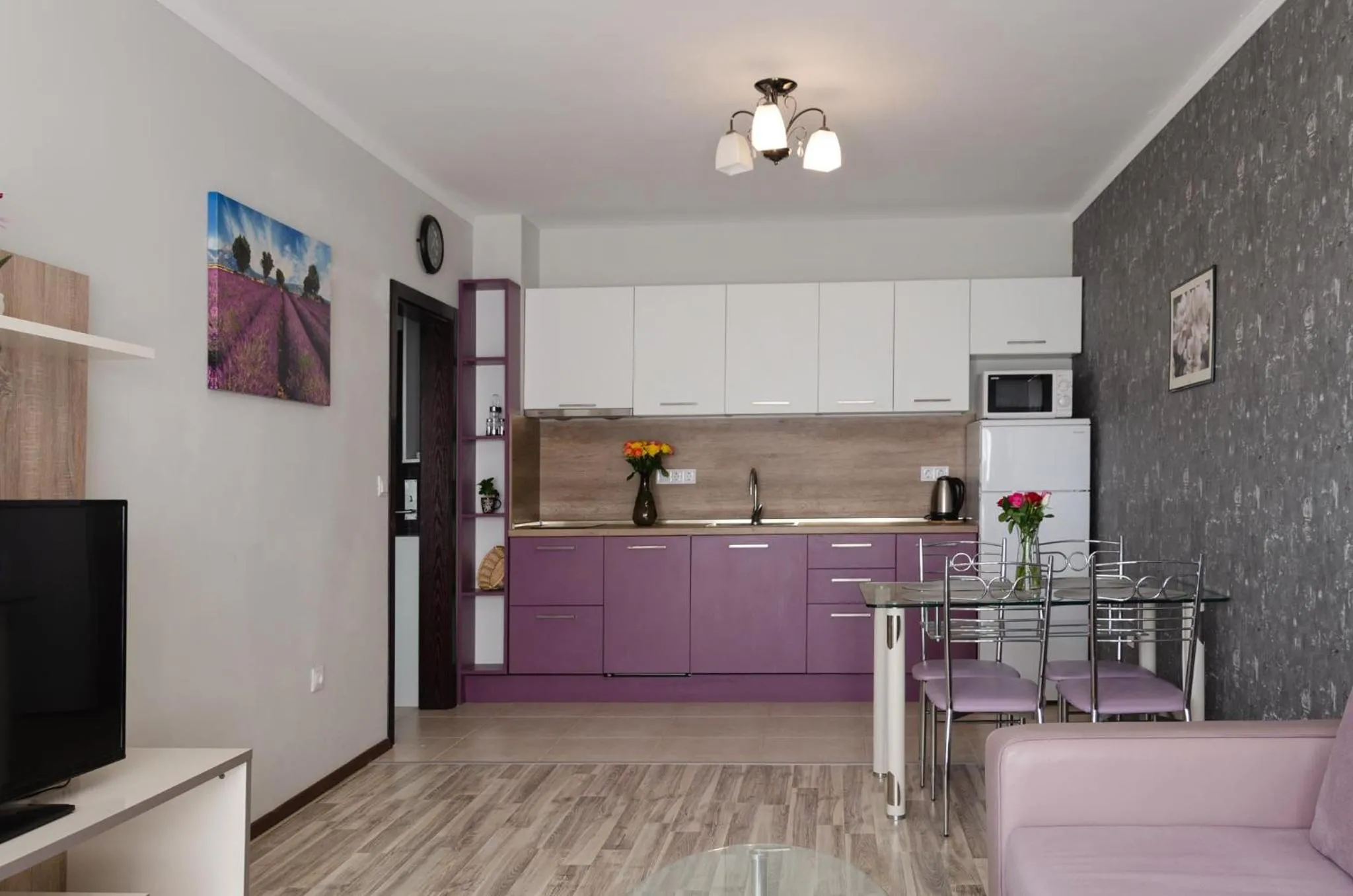 Kitchen or kitchenette in Green Paradise Deluxe Apartments