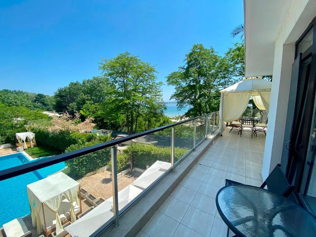Balcony/Terrace in Green Paradise Deluxe Apartments