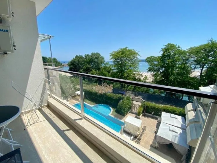 Balcony/Terrace in Green Paradise Deluxe Apartments